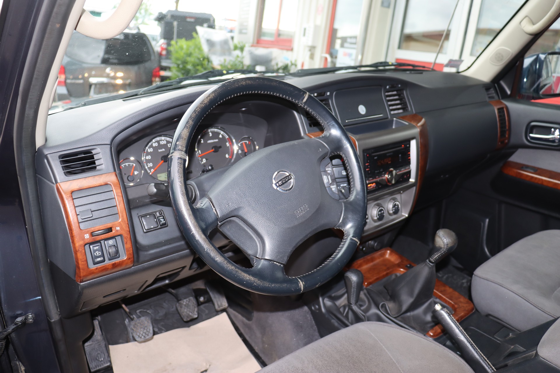 NISSAN Patrol 3.0 Di LE Wagon-image-11