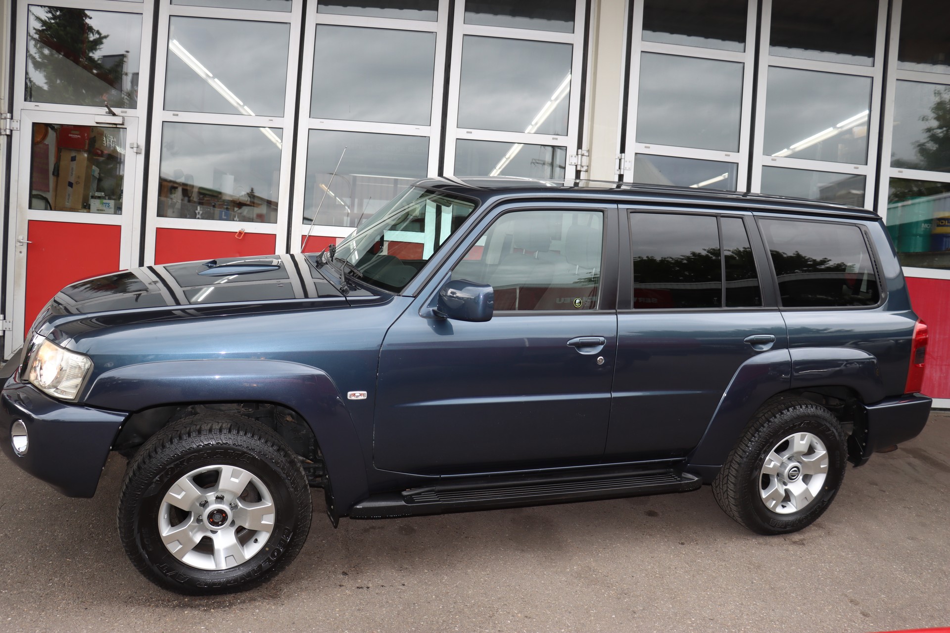 NISSAN Patrol 3.0 Di LE Wagon-image-4