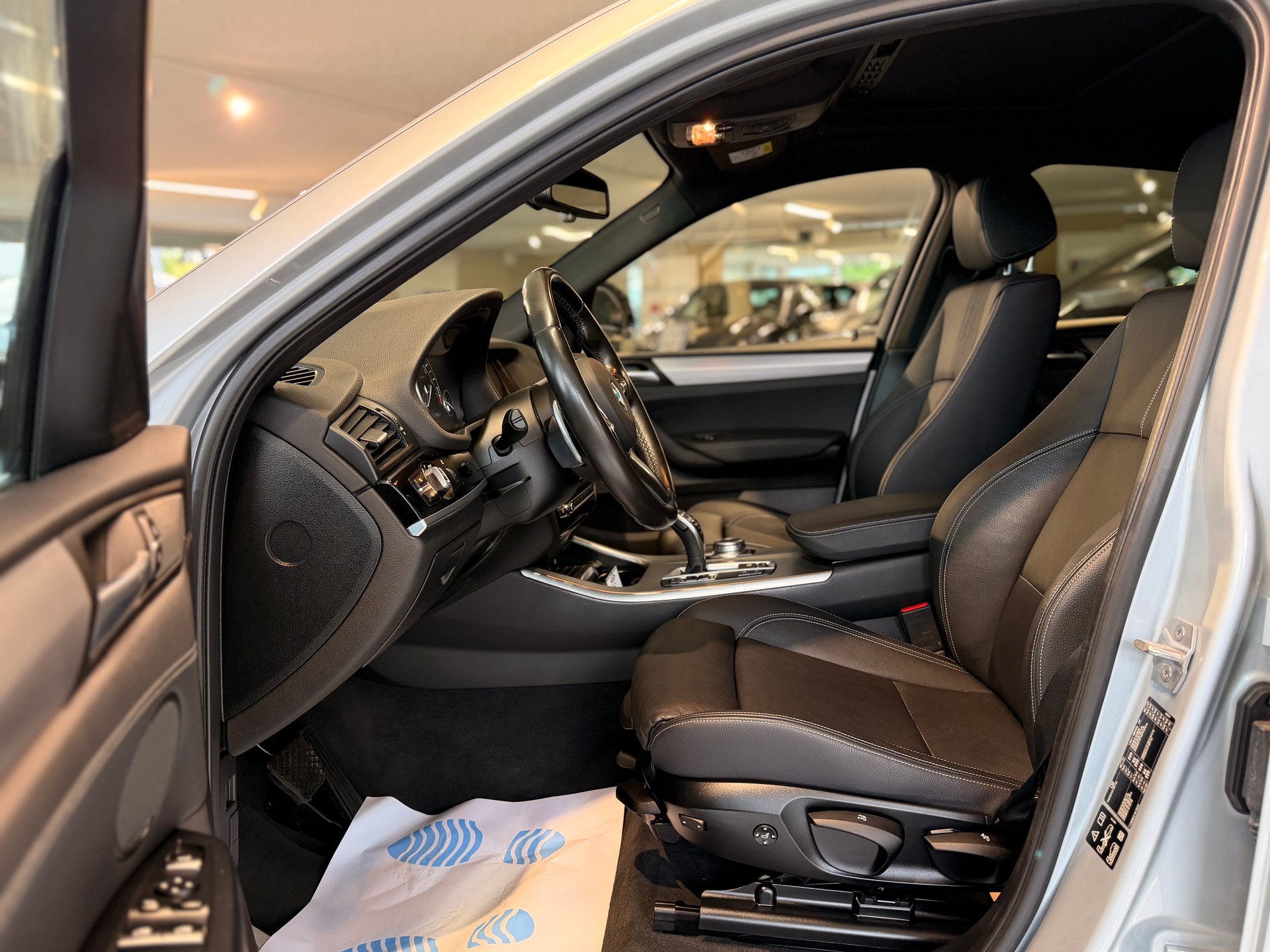 BMW X4 M 40i Steptronic-image-14
