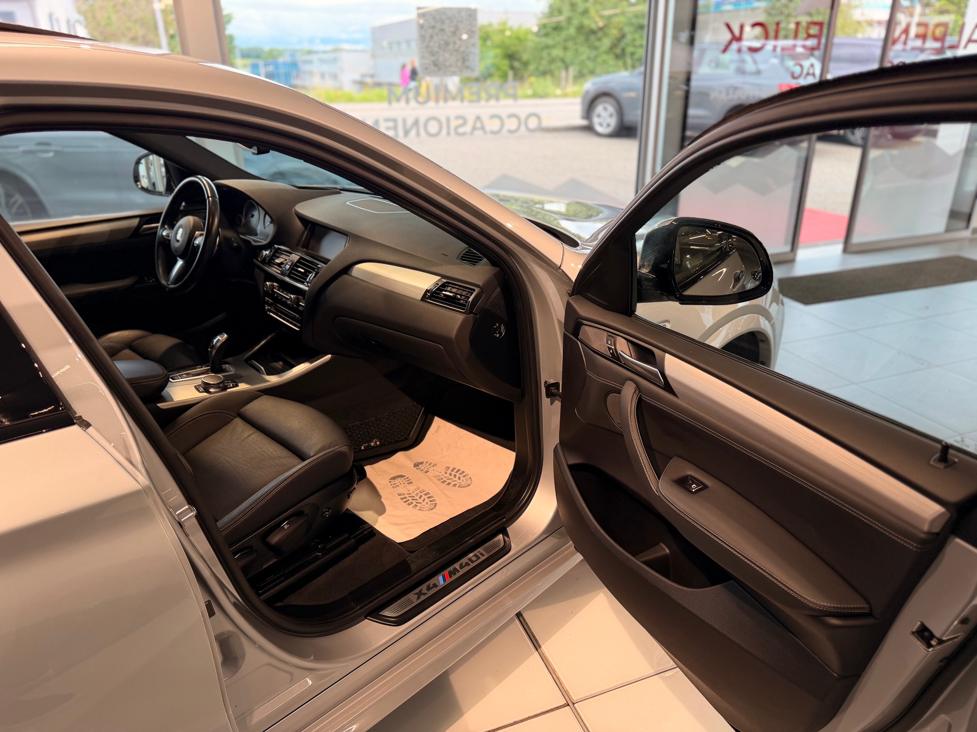 BMW X4 M 40i Steptronic-image-22