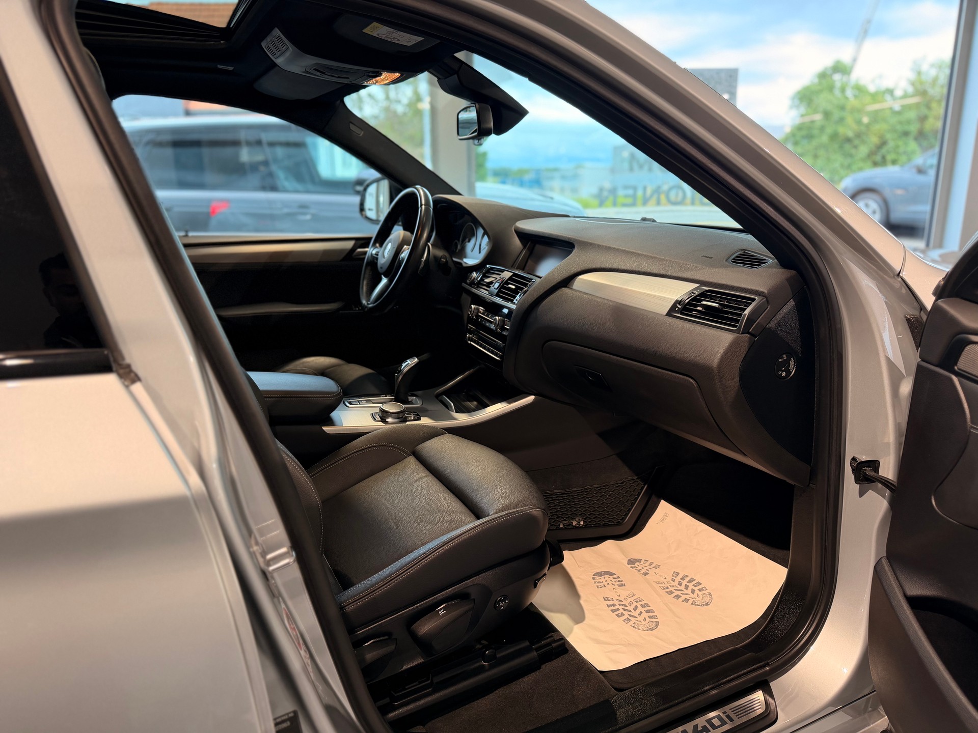 BMW X4 M 40i Steptronic-image-23