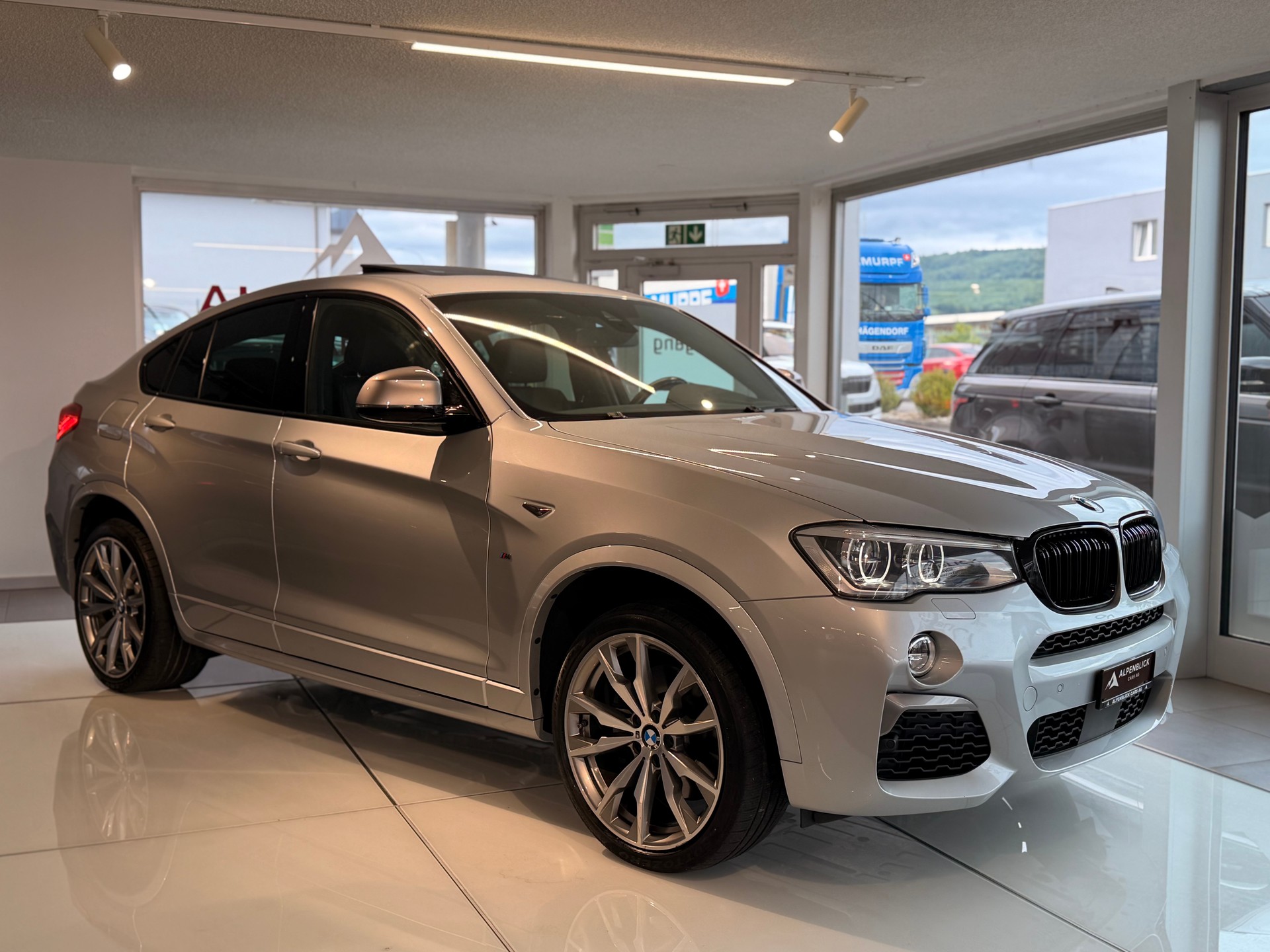 BMW X4 M 40i Steptronic-image-2