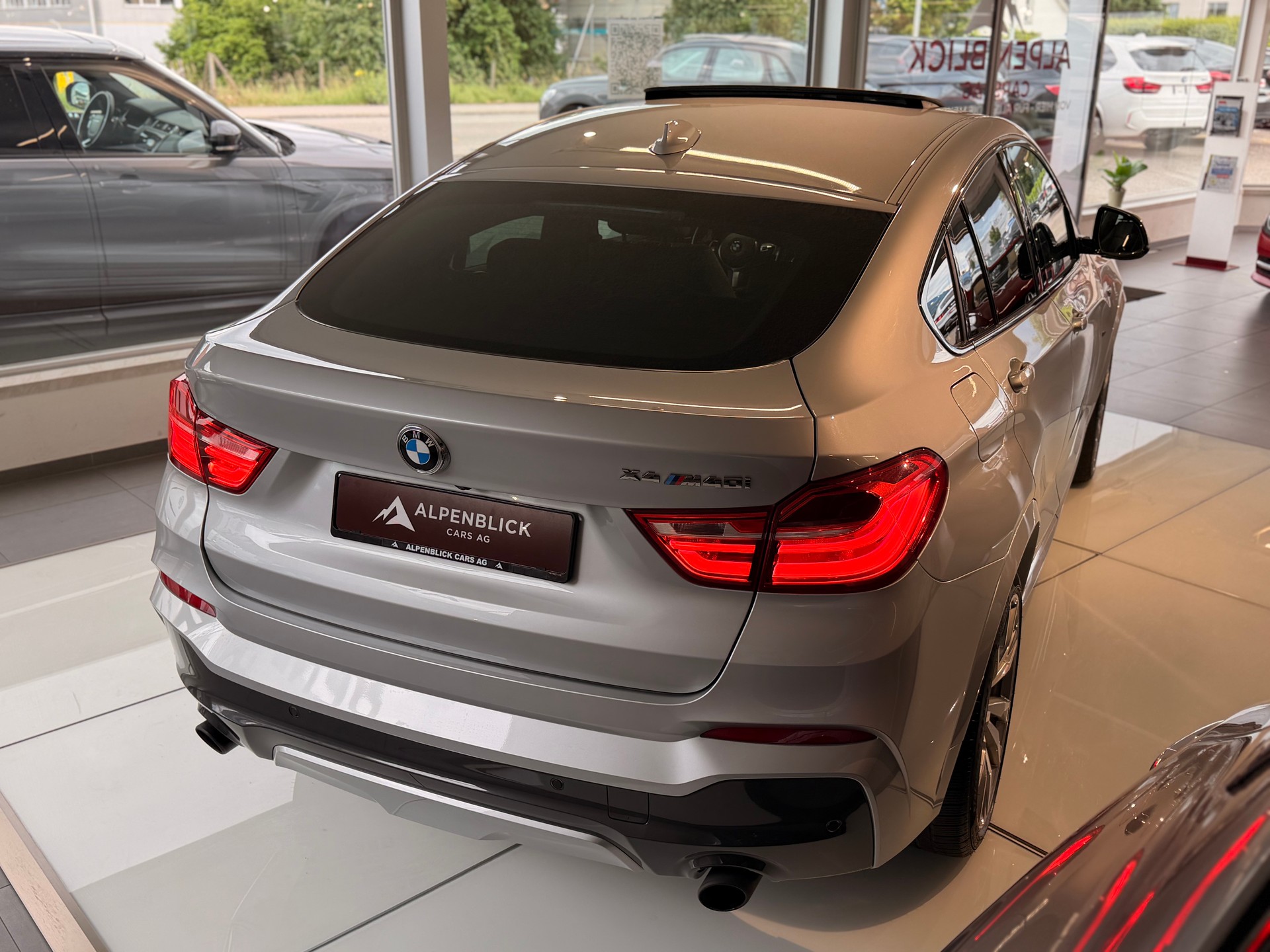 BMW X4 M 40i Steptronic-image-6