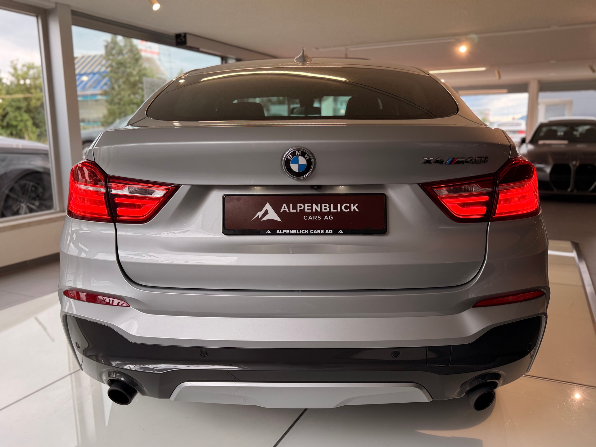 BMW X4 M 40i Steptronic-image-8