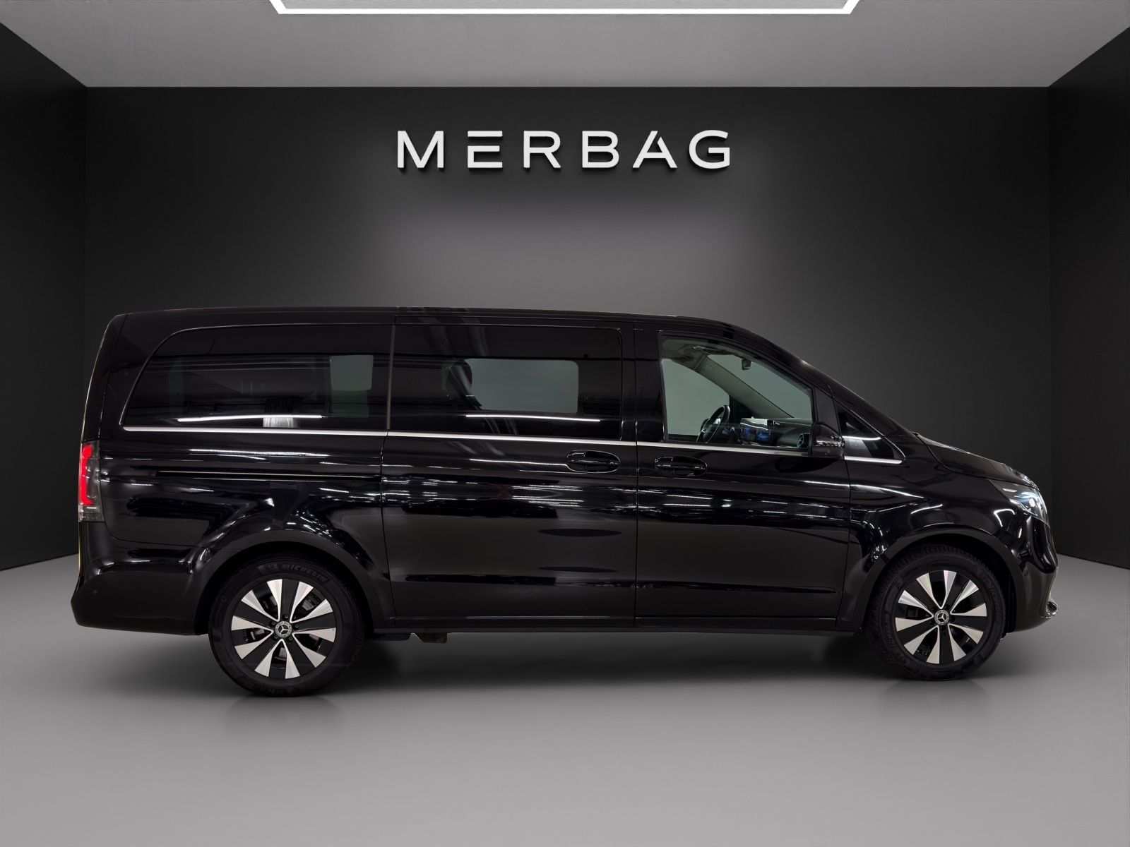 MERCEDES-BENZ V 250 d lang Avantgarde 4Matic G-Tronic-image-4