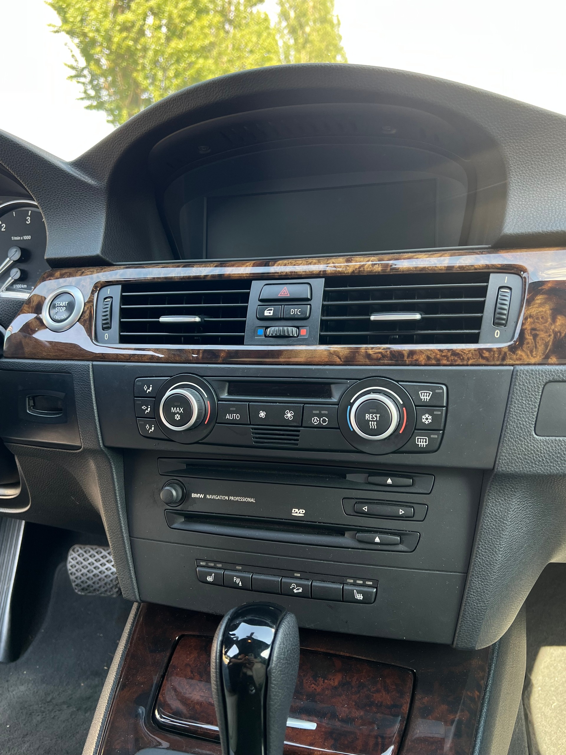 BMW 330xd-image-12