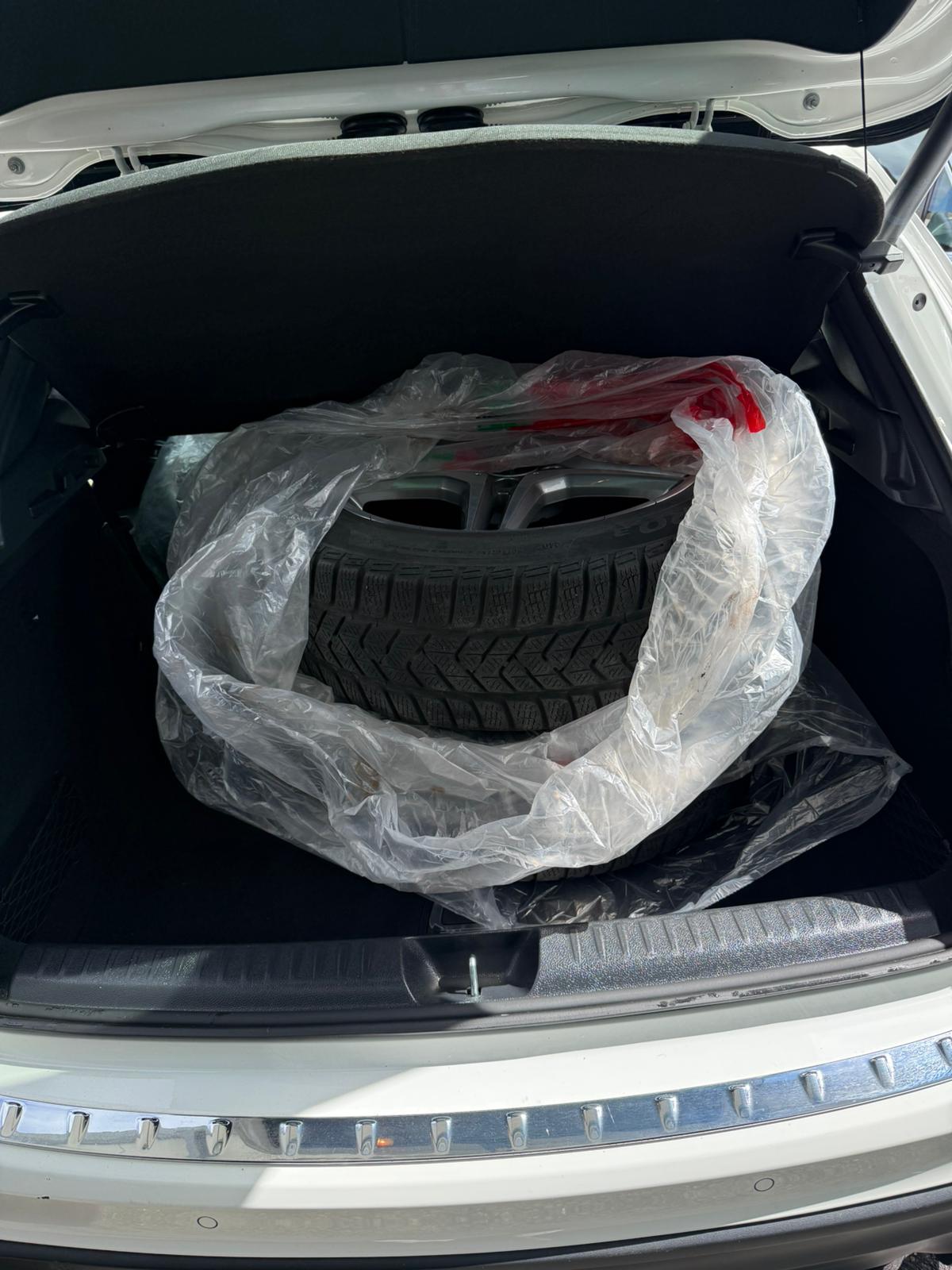 MERCEDES-BENZ GLA 45 AMG 4Matic 7G-DCT-image-5