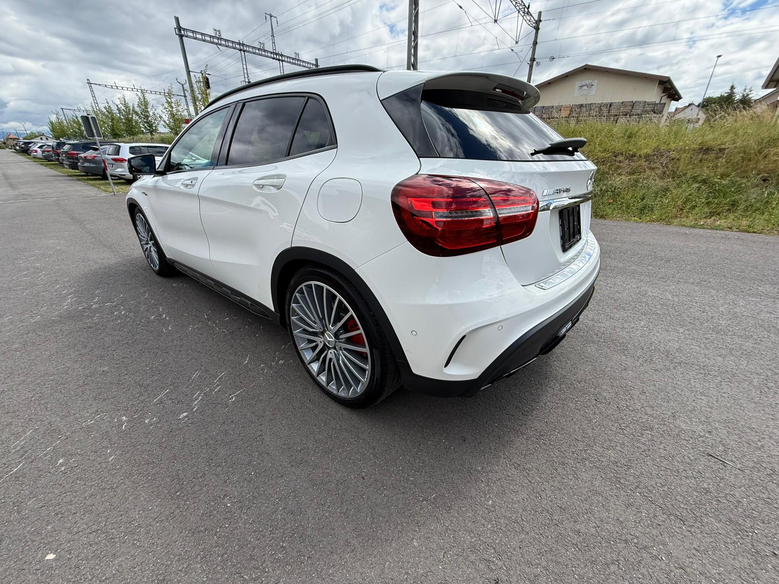 MERCEDES-BENZ GLA 45 AMG 4Matic 7G-DCT-image-1