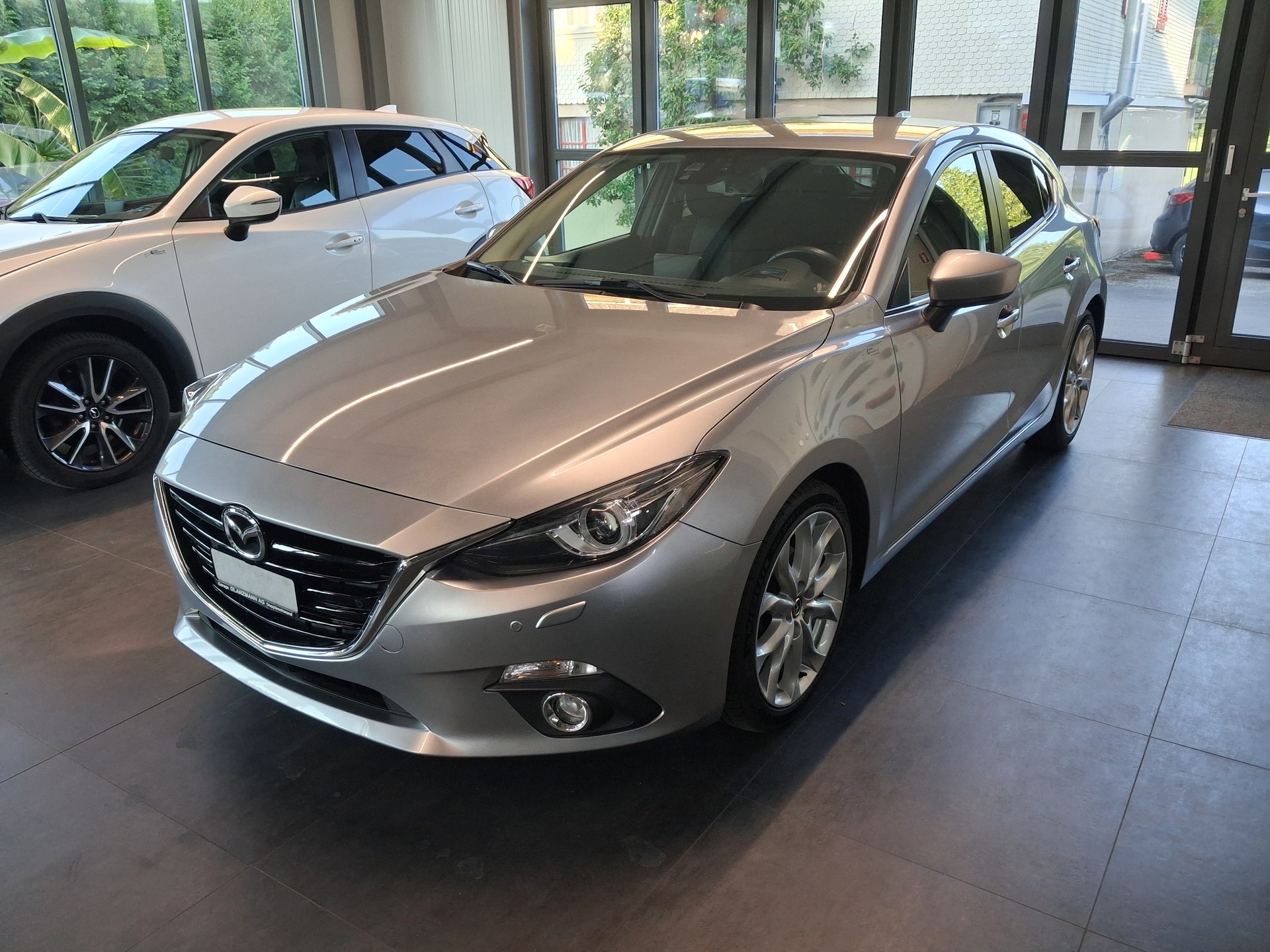 MAZDA 3 2.0 16V Revolution-image-0