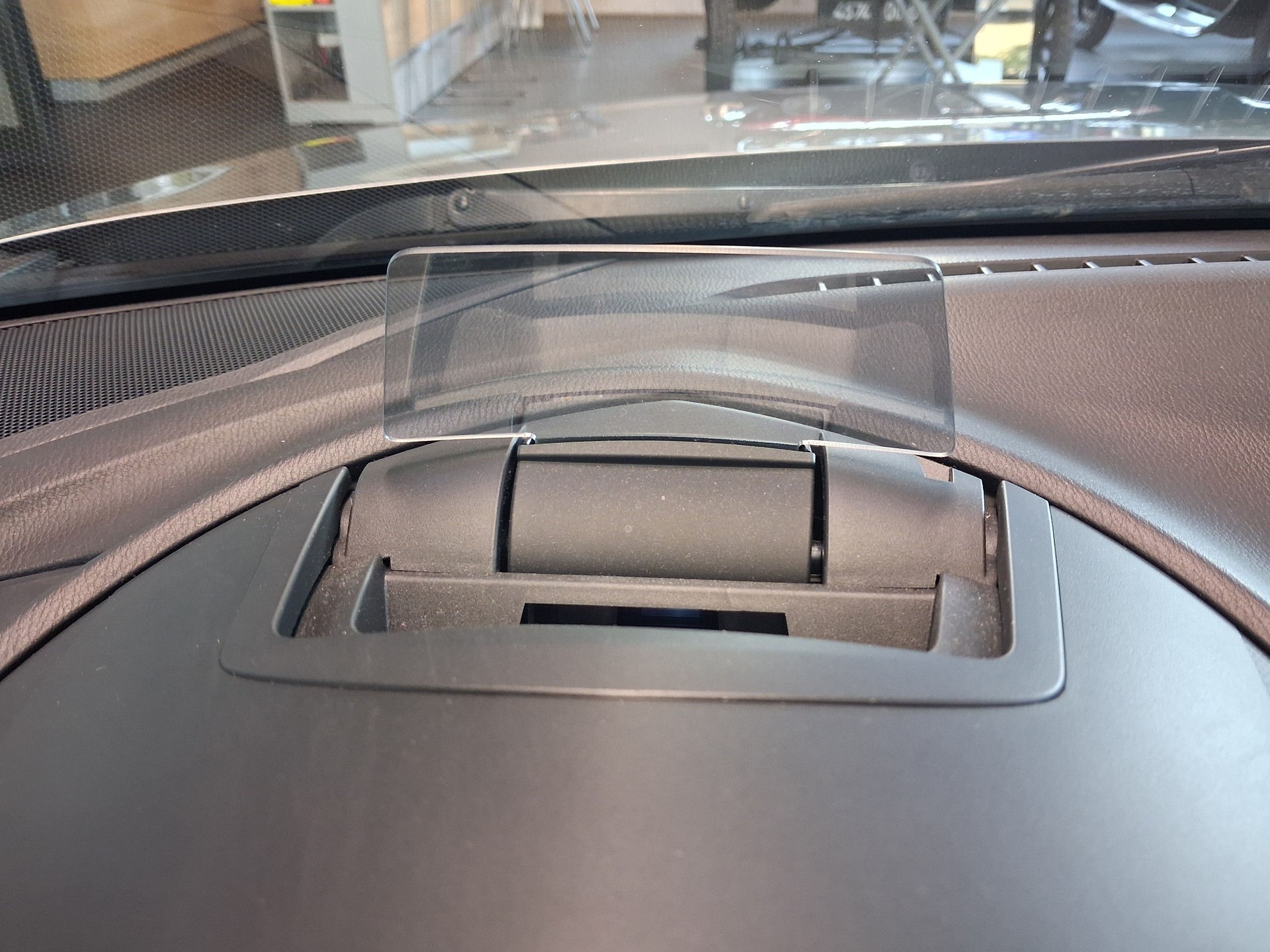 MAZDA 3 2.0 16V Revolution-image-9