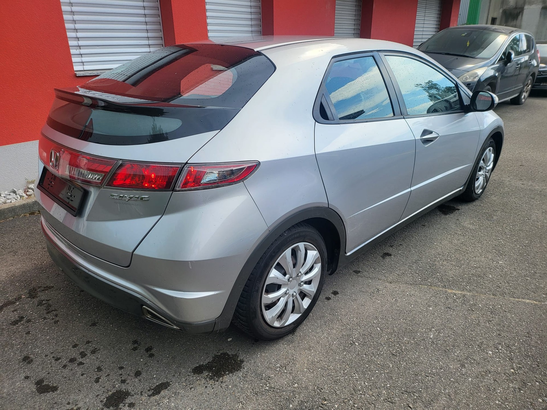 HONDA Civic 1.8i Comfort-image-3