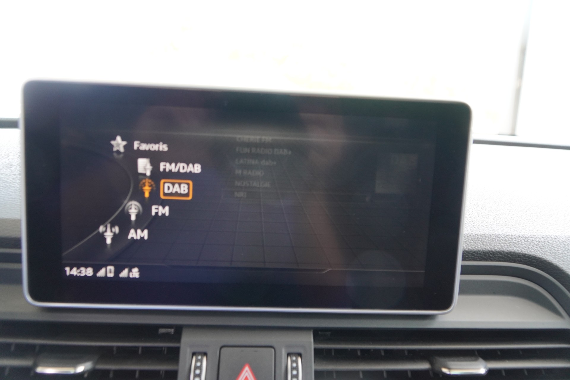 AUDI Q5 45 TFSI sport quattro S-tronic-image-17