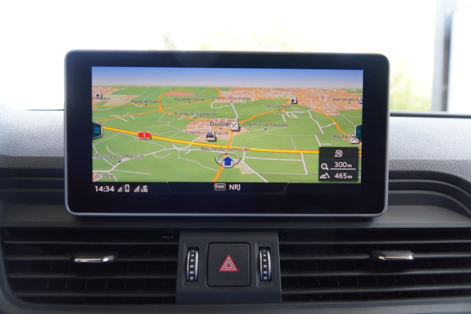 AUDI Q5 45 TFSI sport quattro S-tronic-image-16