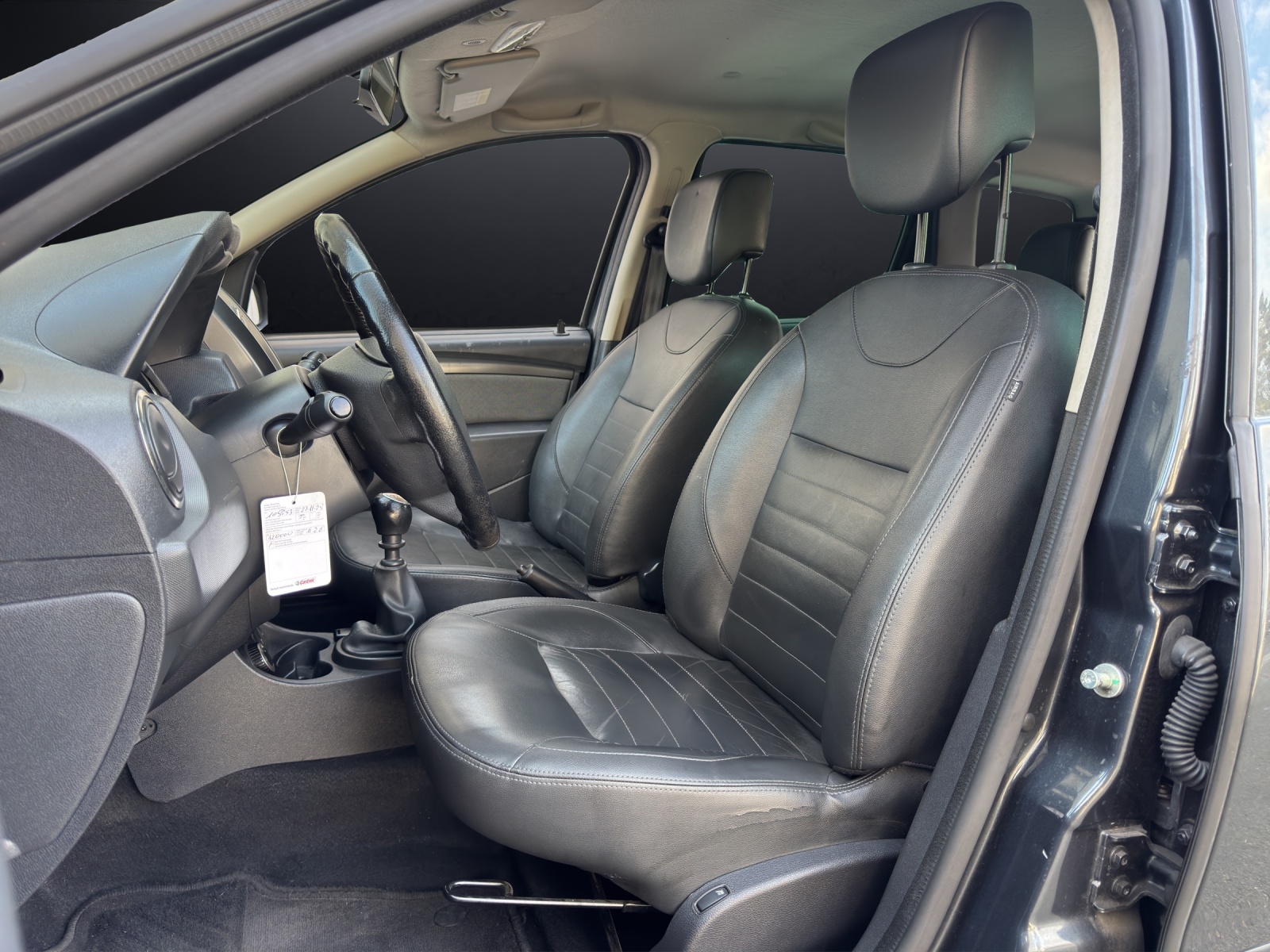 DACIA Duster 1.2 T Lauréate Dacia Duster 4x4 | Frisch MFK | Service & Steuerkette neu | Garantie-image-9