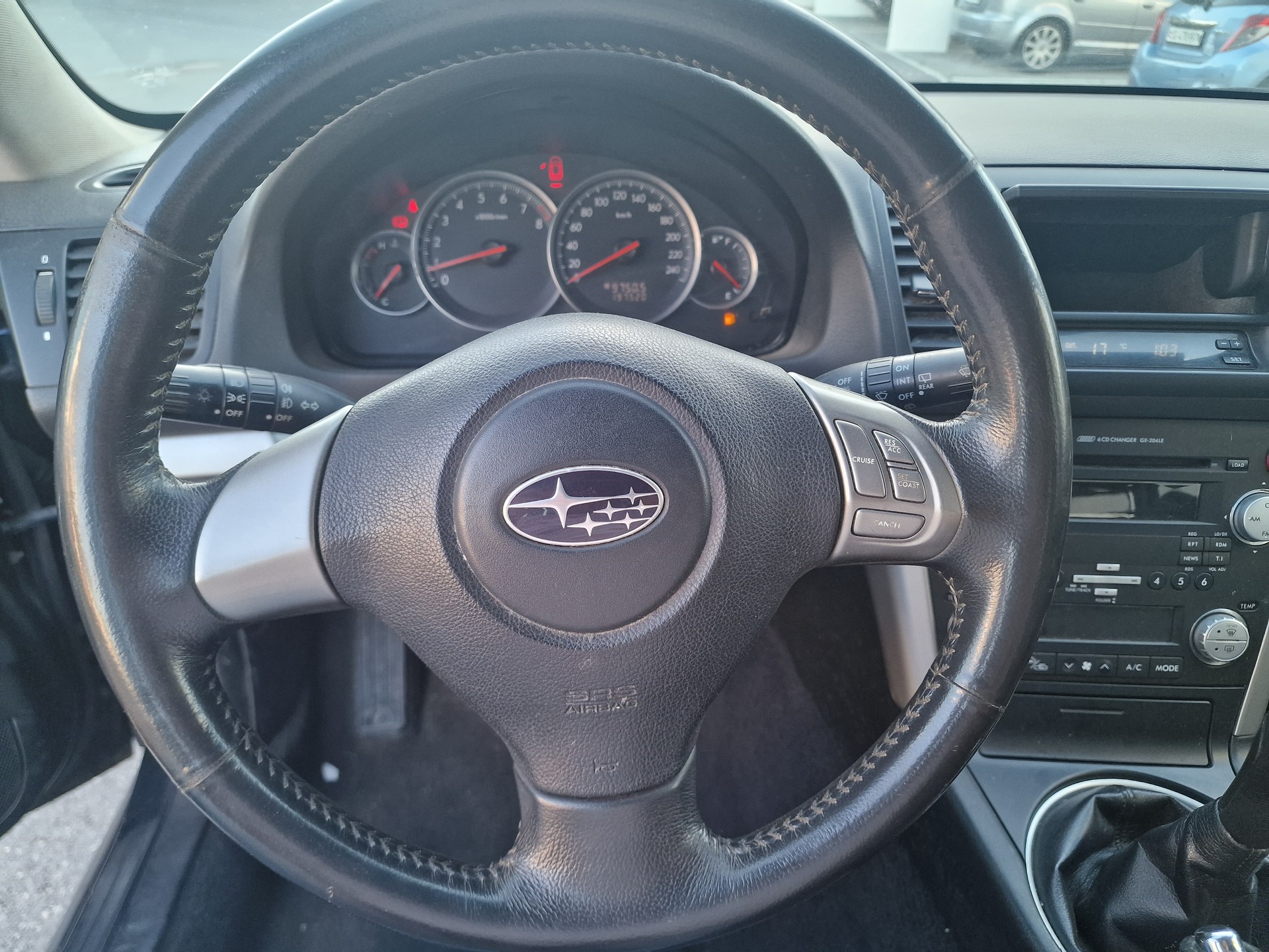 SUBARU Legacy 2.0R AWD Comfort Heckschaden-image-4