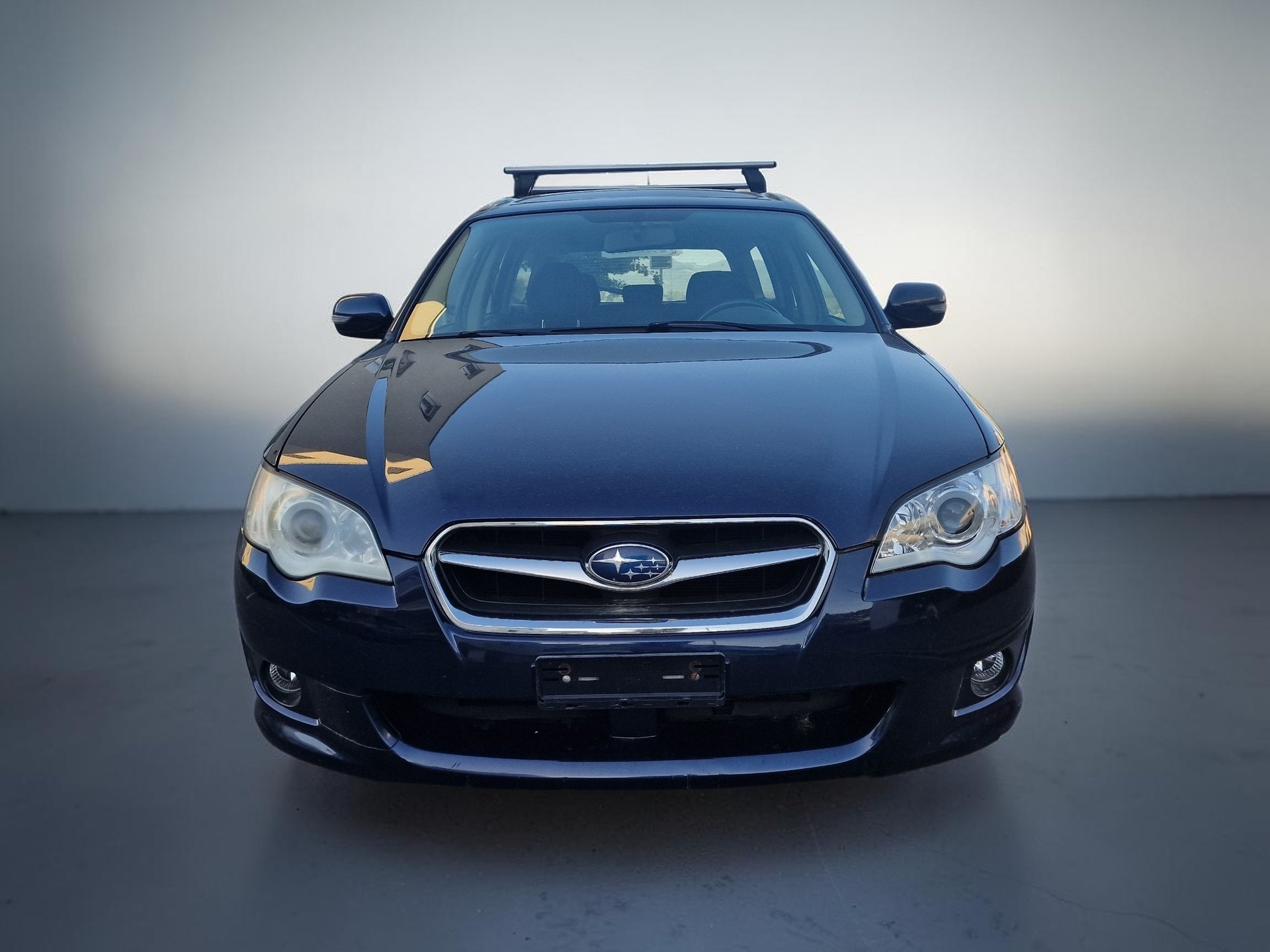 SUBARU Legacy 2.0R AWD Comfort Heckschaden-image-0