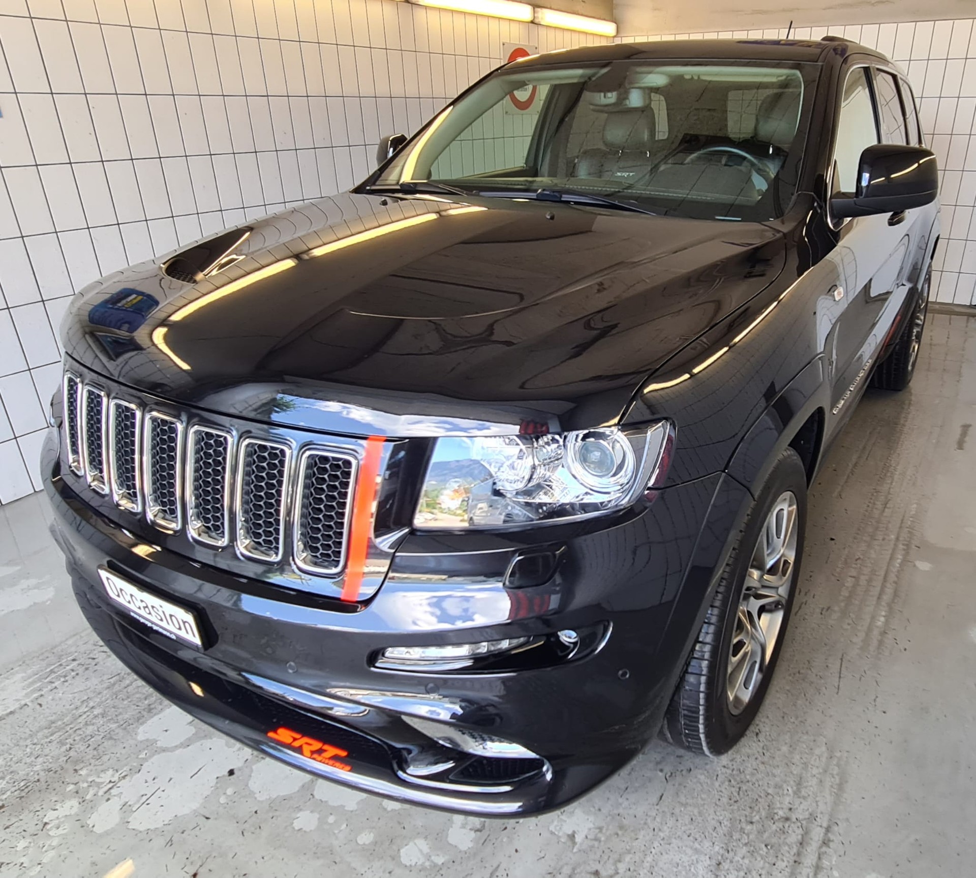 JEEP Grand Cherokee 6.4 SRT8 Automatic-image-1