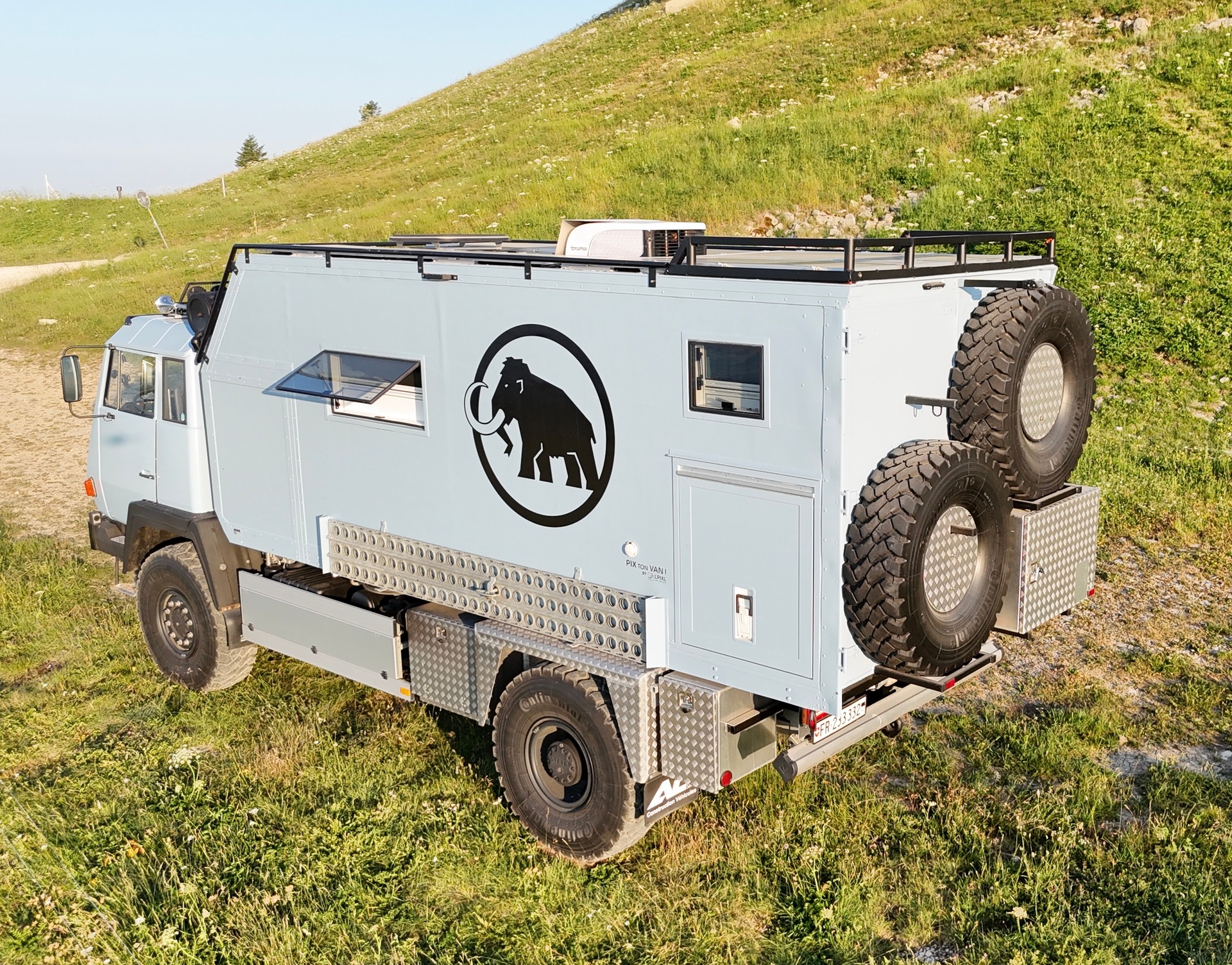 STEYR Camping Car 4x4 320 cv-image-1
