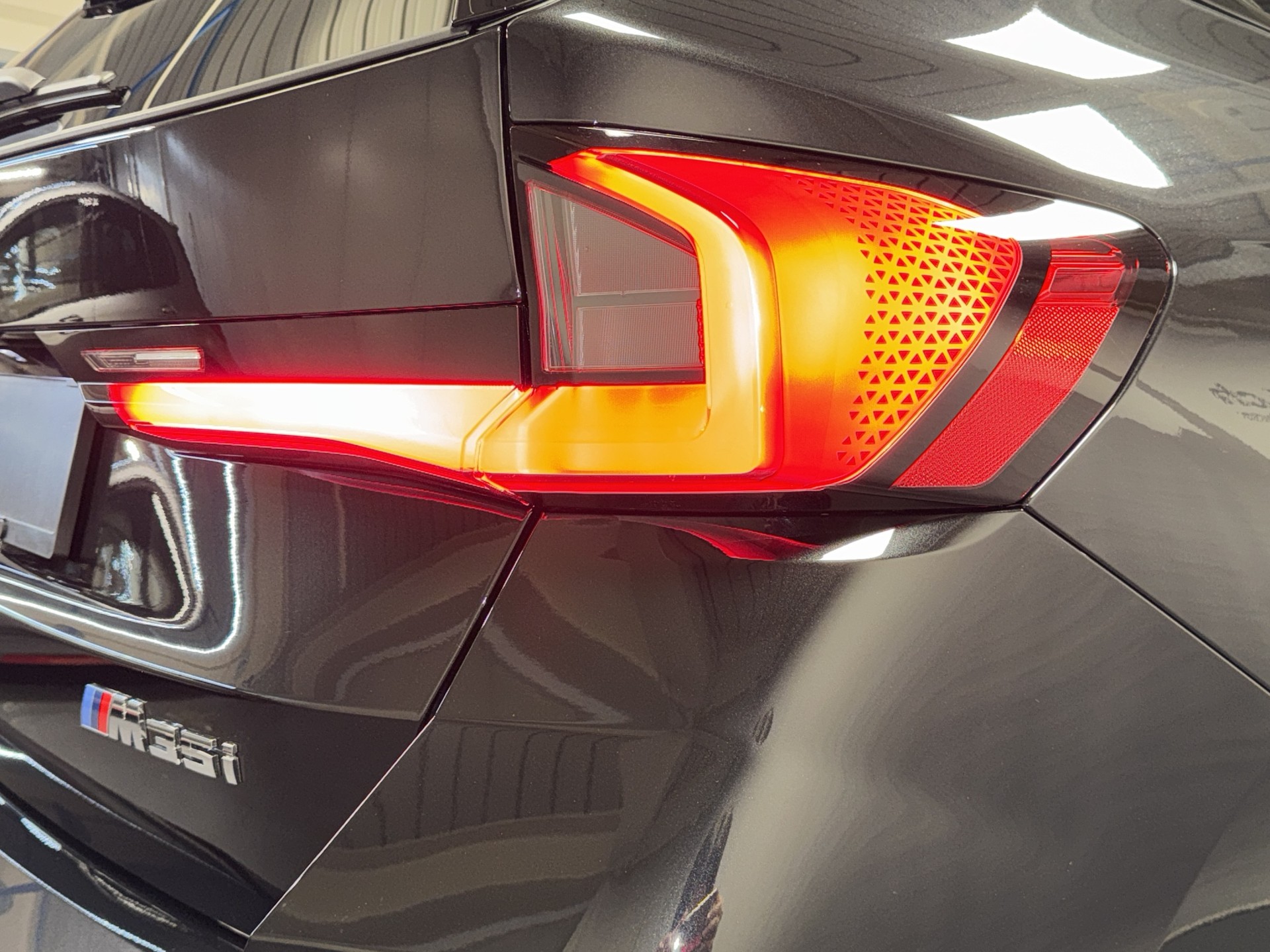 BMW X1 M35i-image-5