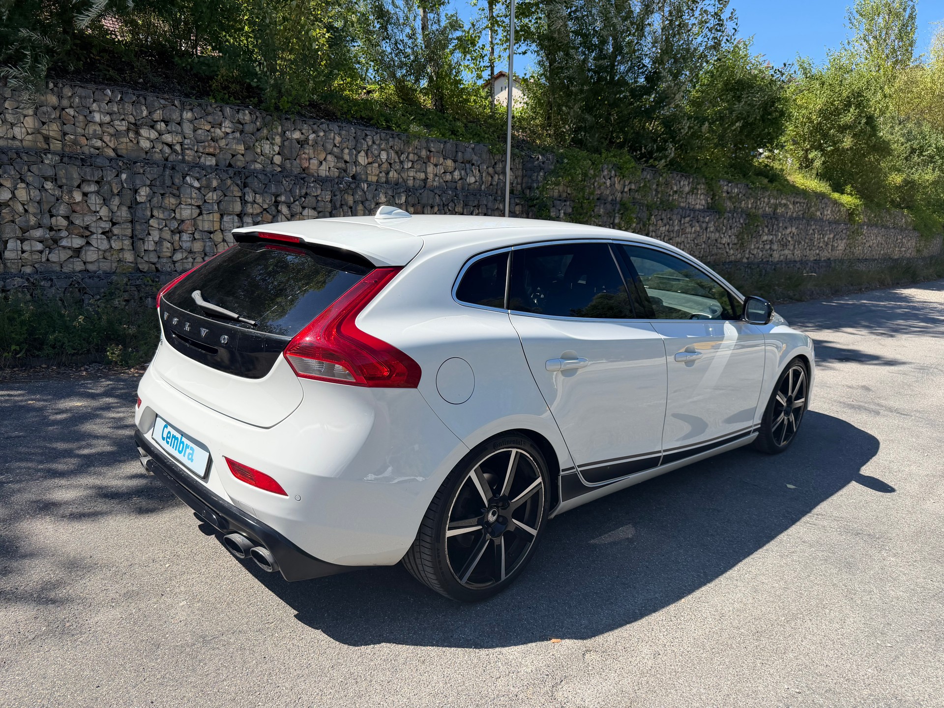 VOLVO V40 T2 Sport200-image-4