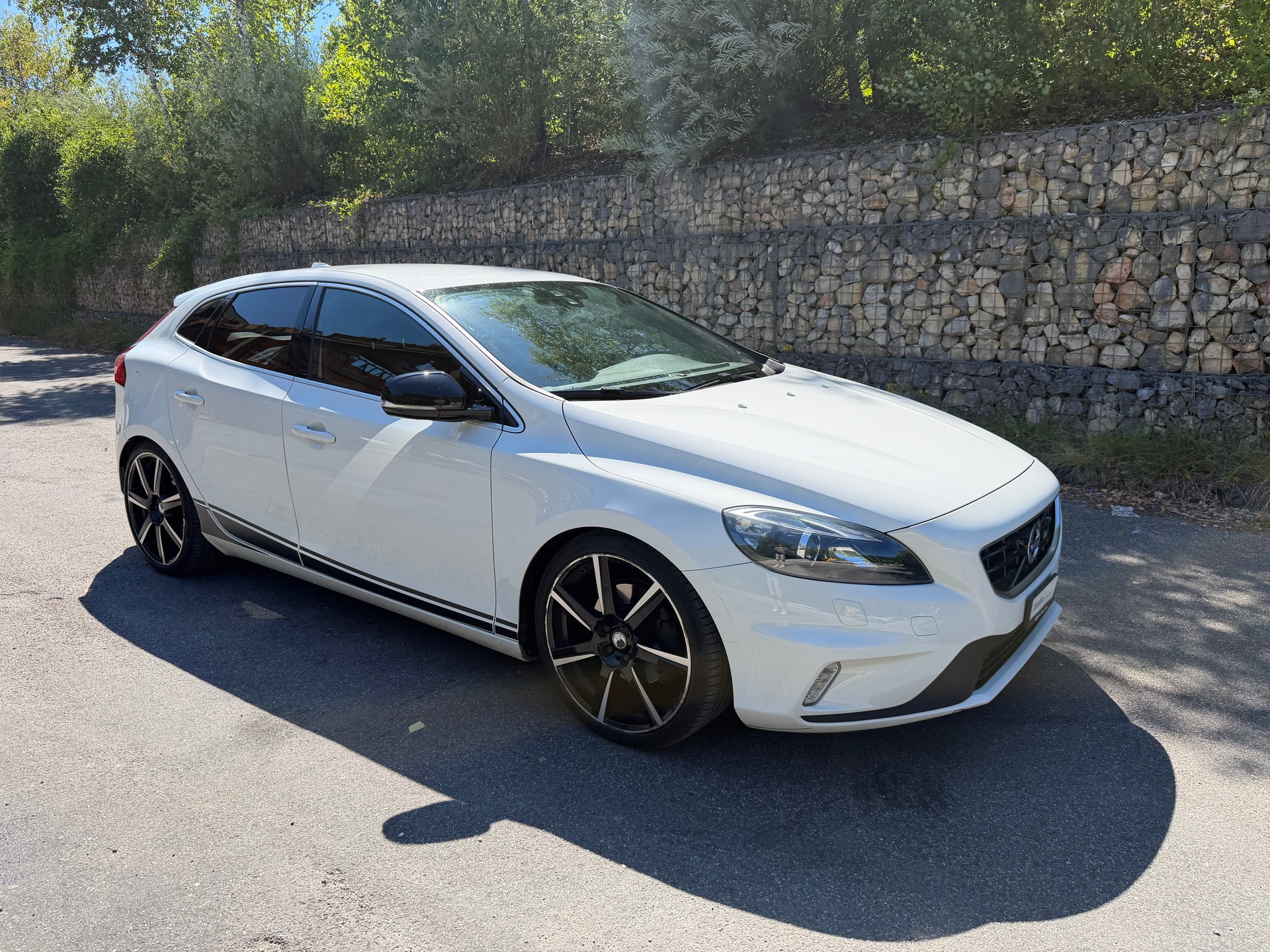 VOLVO V40 T2 Sport200-image-0