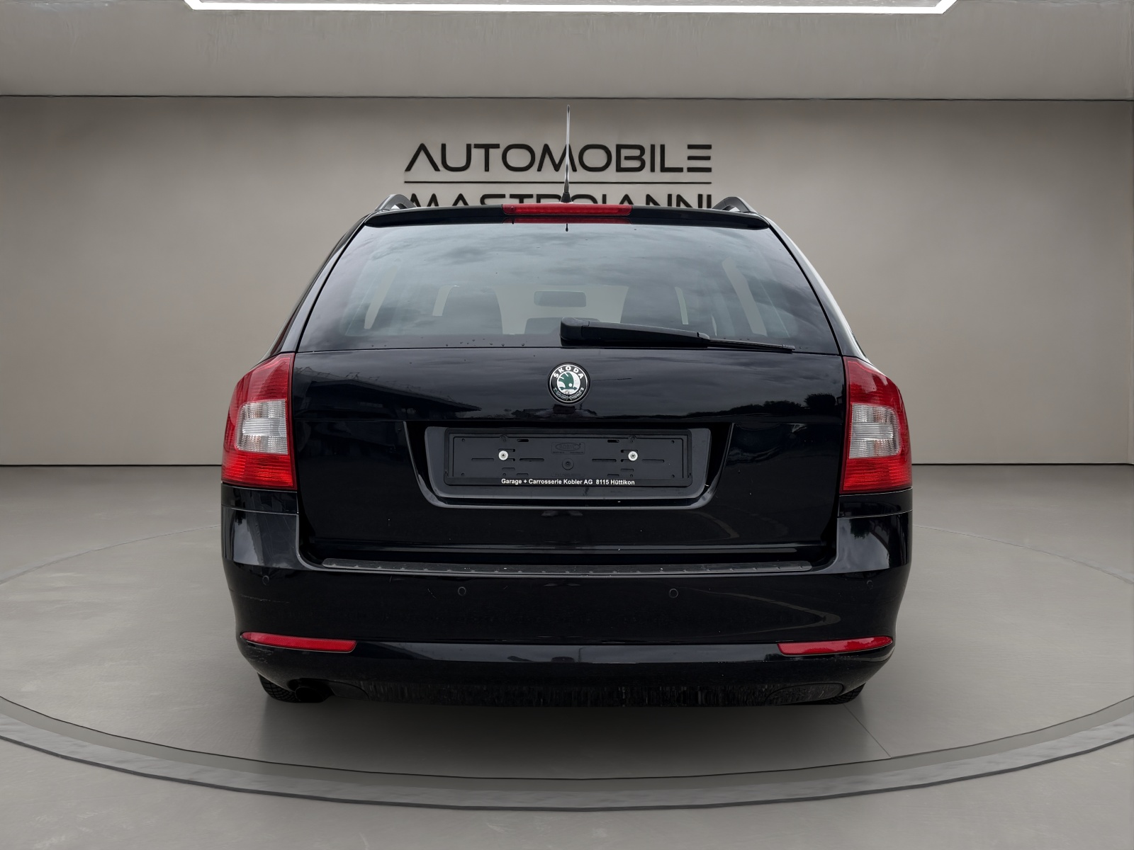 SKODA Octavia Combi 1.6 TDI Ambition DSG-image-5