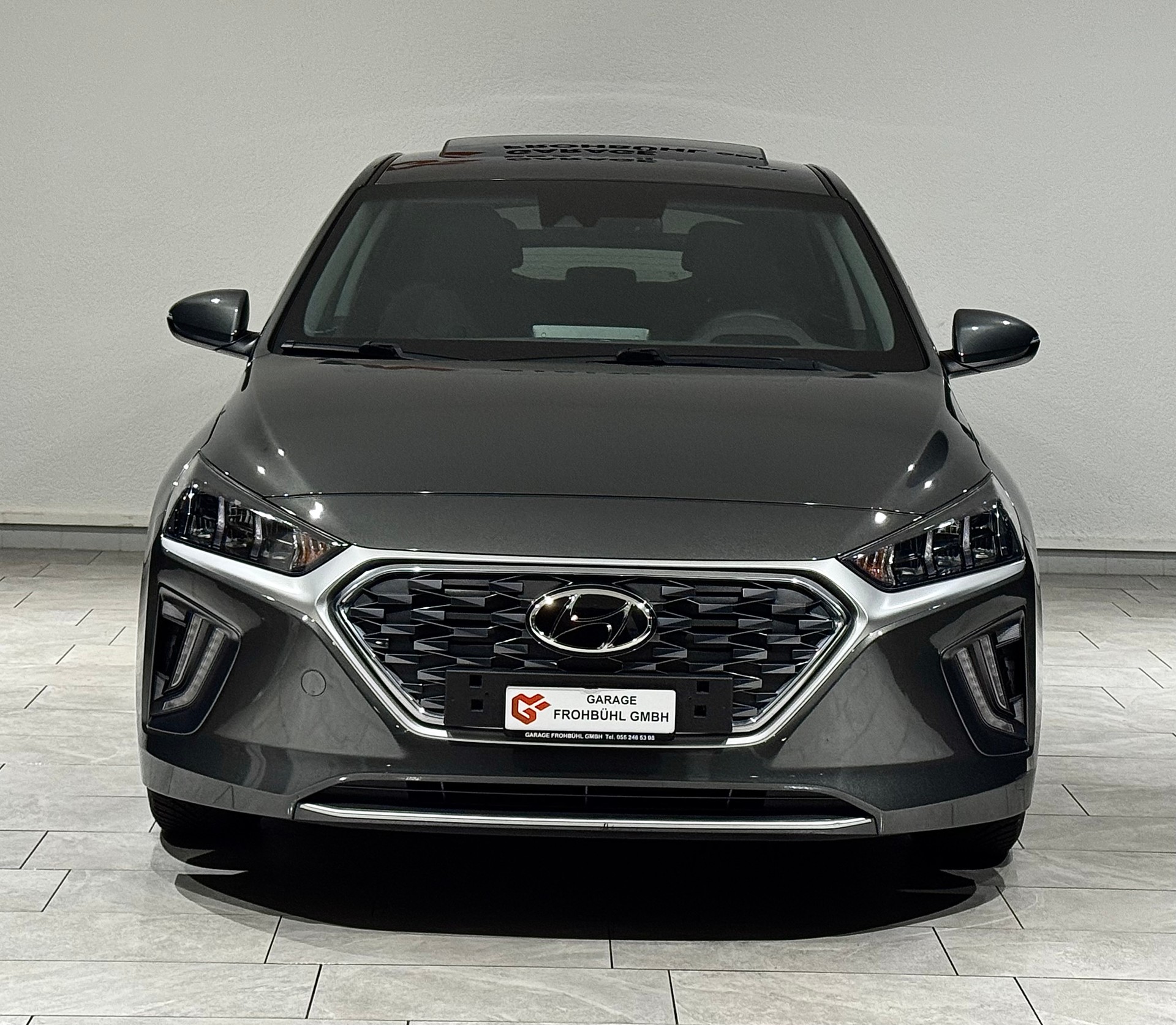 HYUNDAI Ioniq 1.6 GDi HEV Amplia DCT | 1.Hand |-image-1