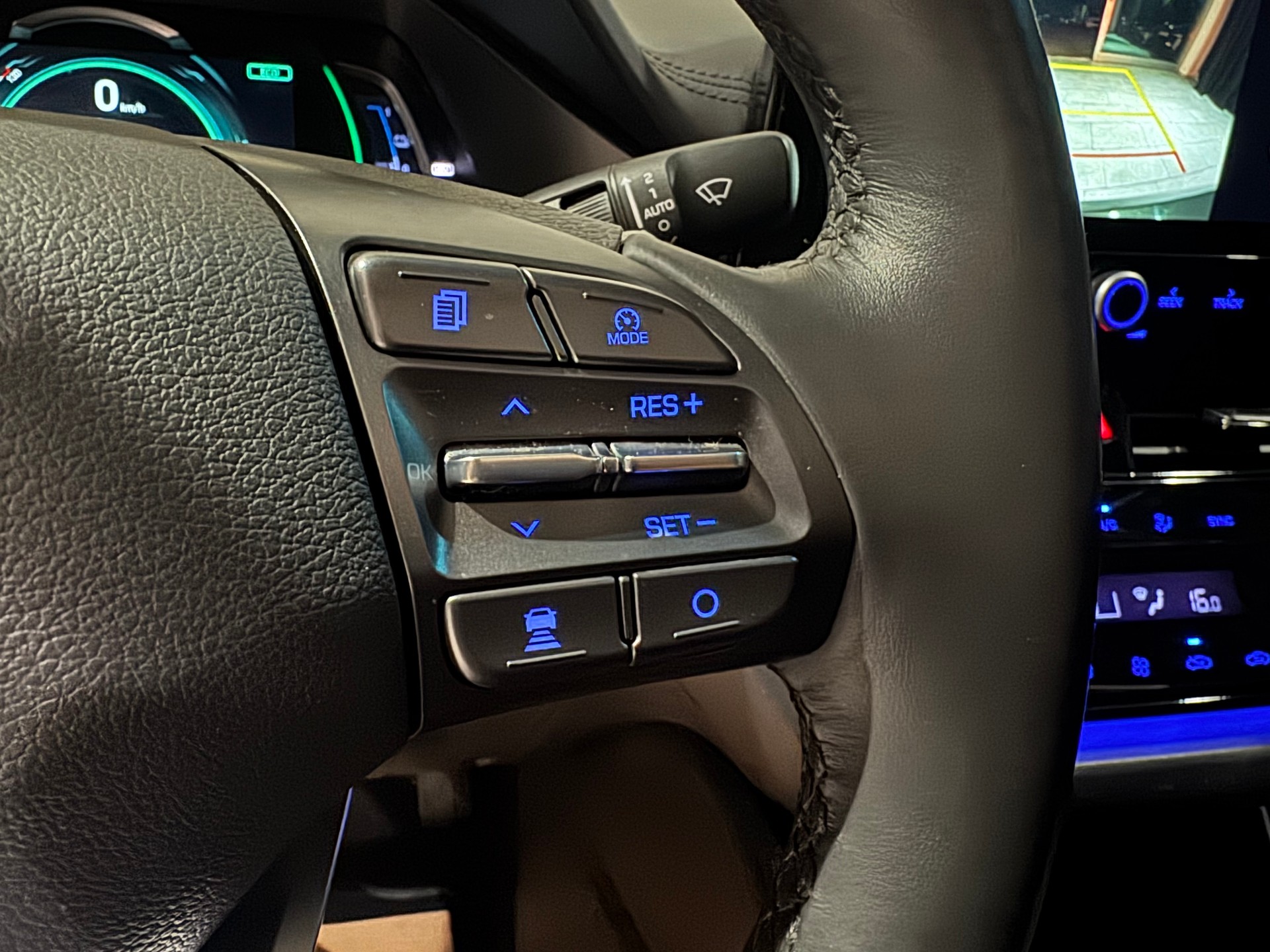 HYUNDAI Ioniq 1.6 GDi HEV Amplia DCT | 1.Hand |-image-20