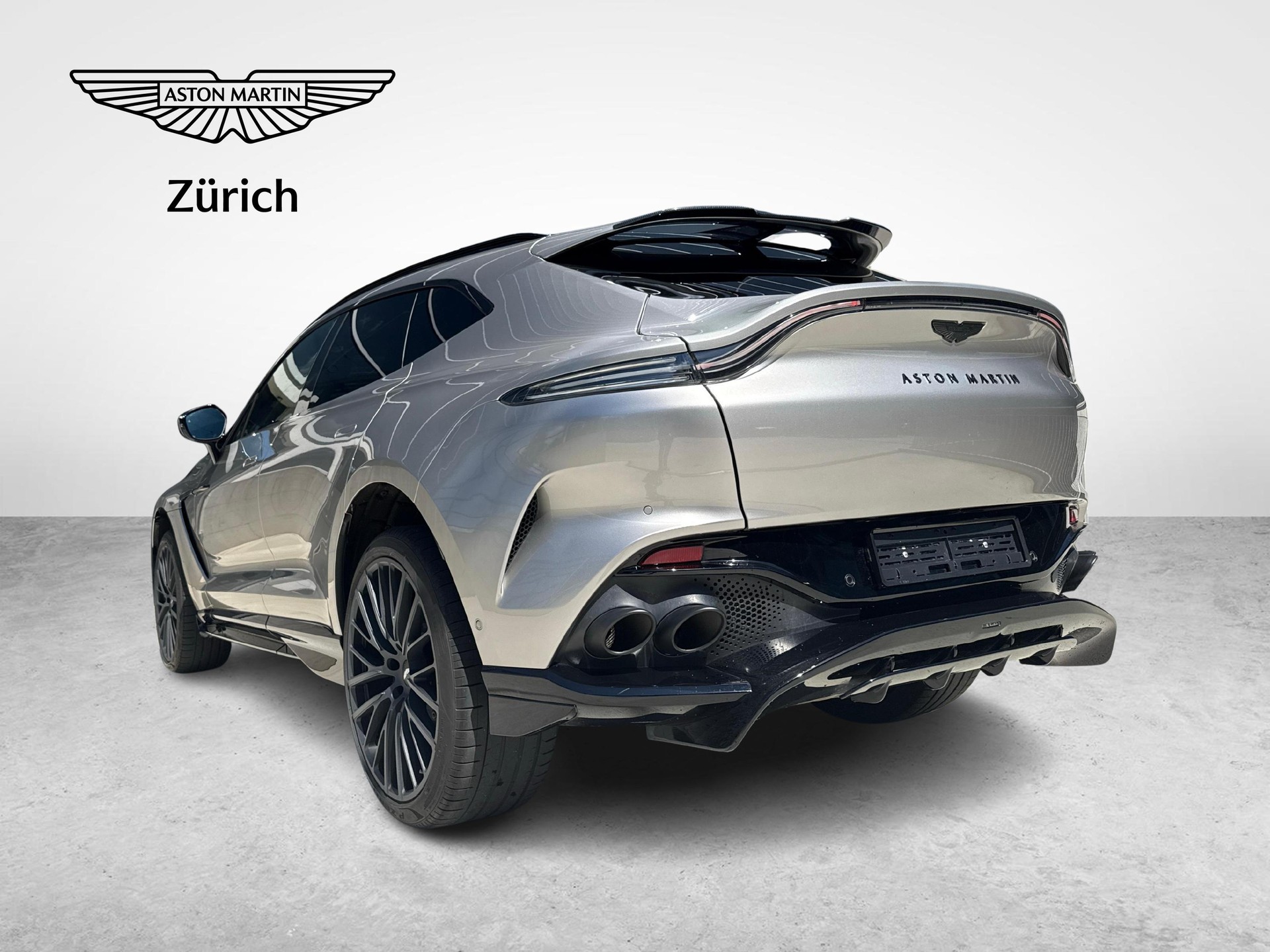 ASTON MARTIN DBX 707 4.0 V8 Bi-Turbo-image-2
