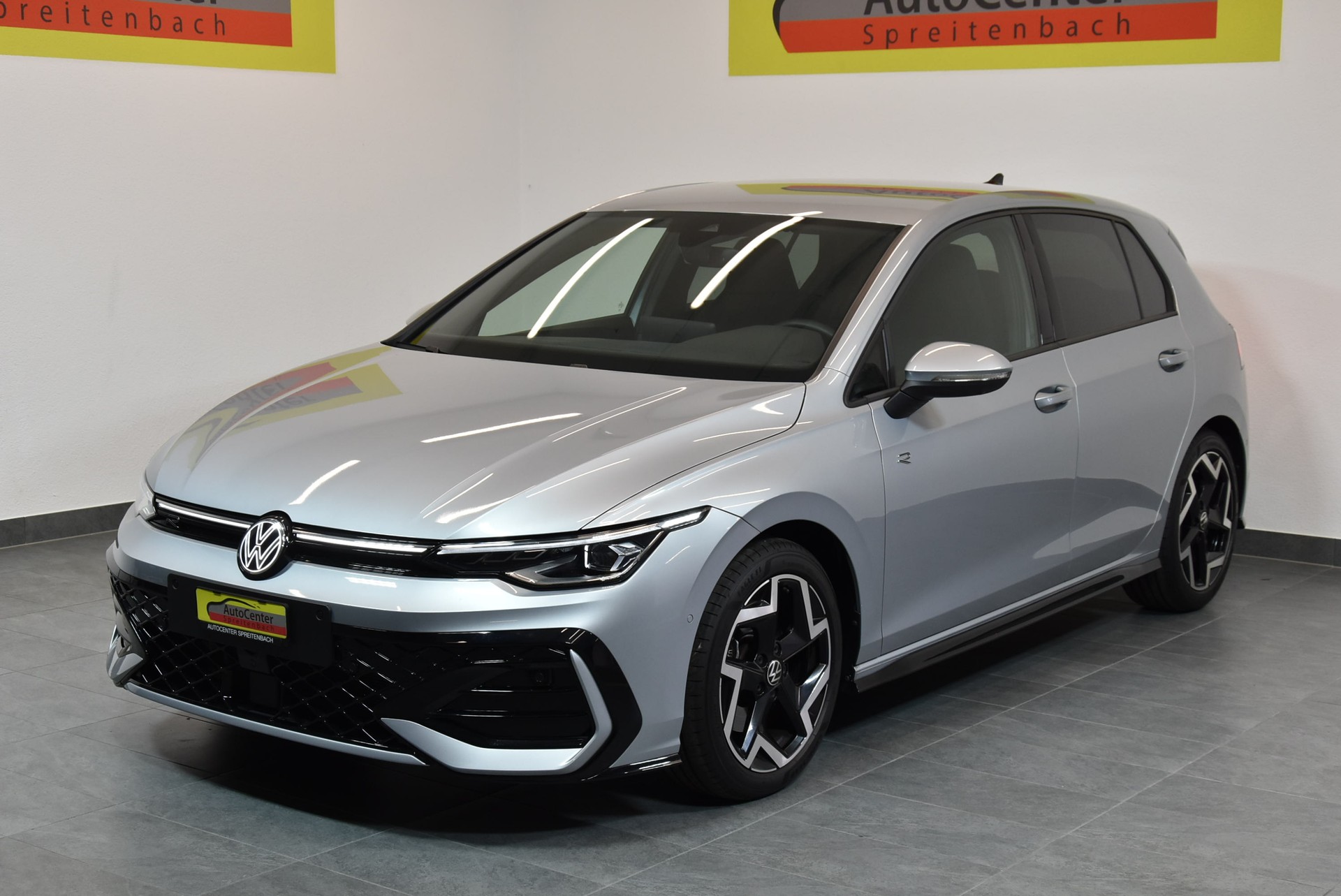 VW Golf 2.0 TSI R-Line DSG 4 Motion-image-1