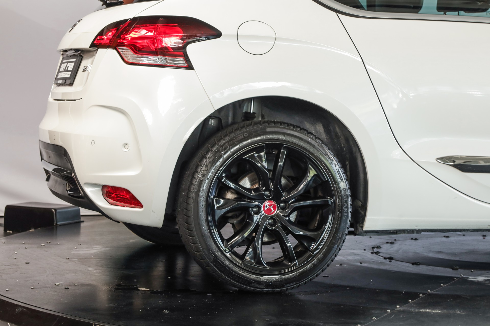 DS AUTOMOBILES DS 4 1.6 THP Performance Line Automatic-image-7