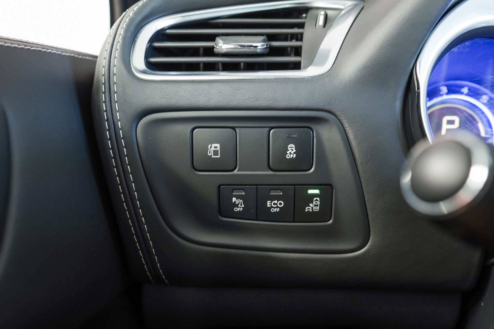 DS AUTOMOBILES DS 4 1.6 THP Performance Line Automatic-image-13