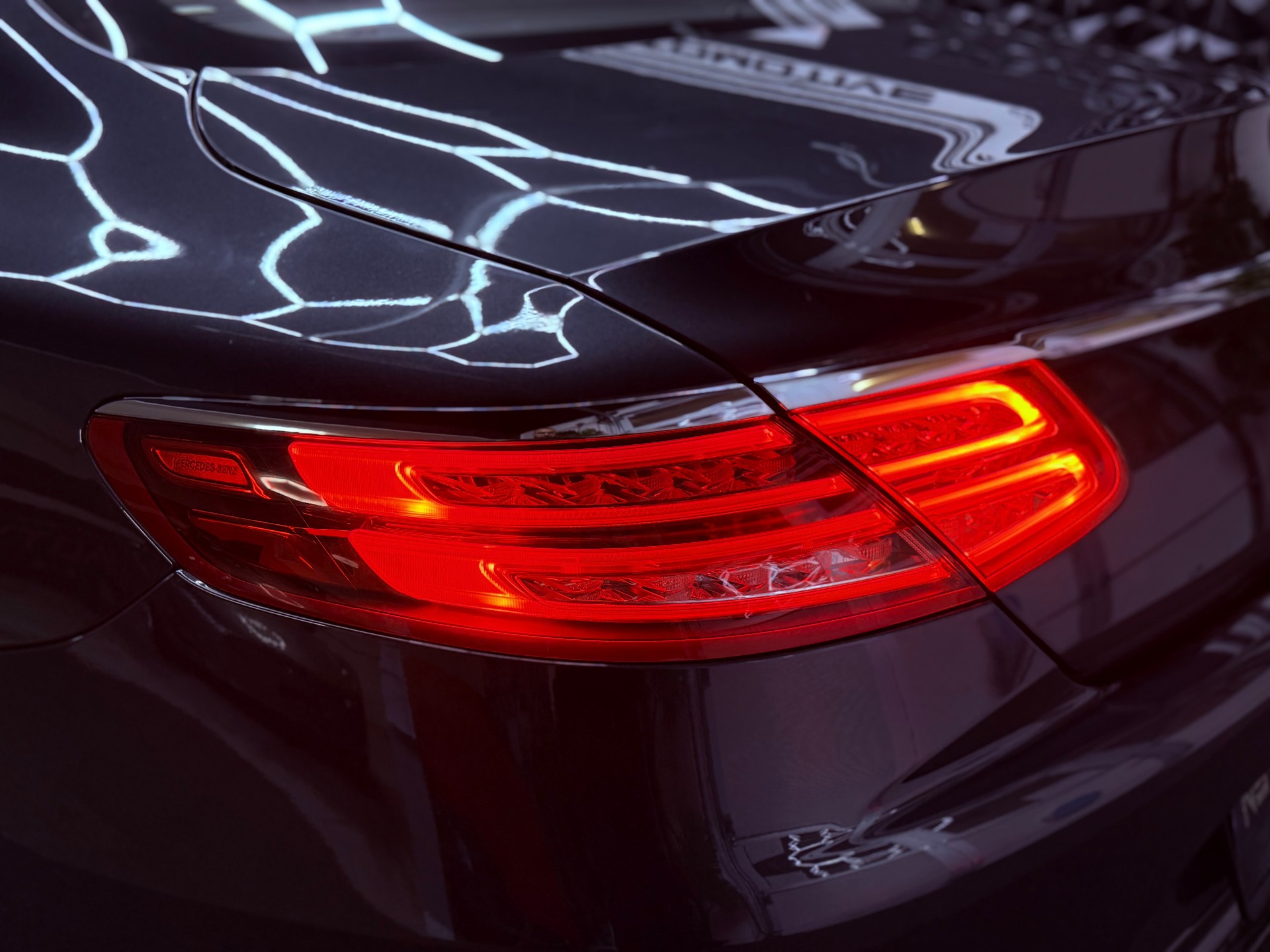 MERCEDES-BENZ S 500 Coupé 4Matic 7G-Tronic AMG Line-image-9