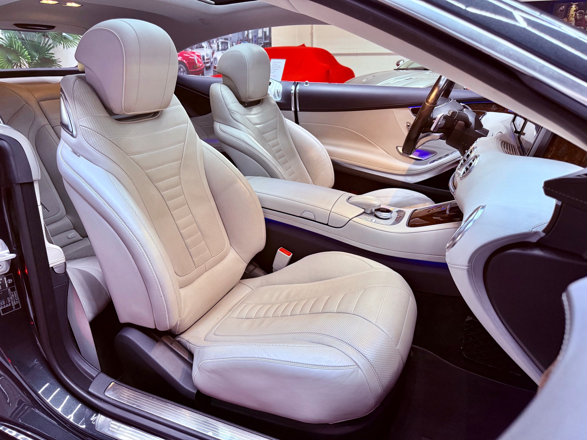 MERCEDES-BENZ S 500 Coupé 4Matic 7G-Tronic AMG Line-image-29