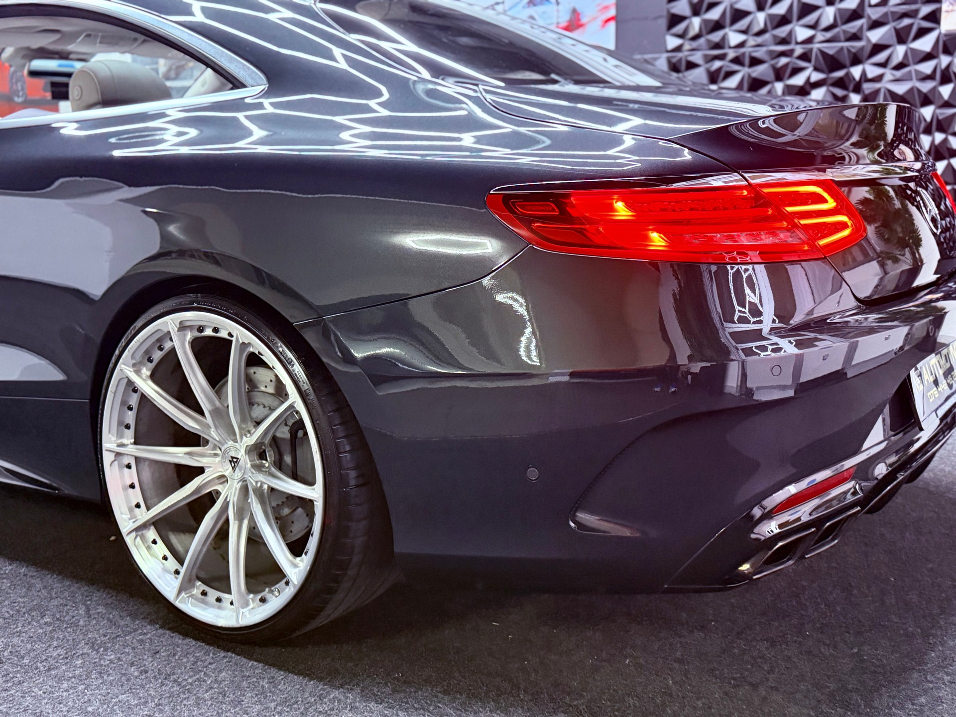 MERCEDES-BENZ S 500 Coupé 4Matic 7G-Tronic AMG Line-image-10