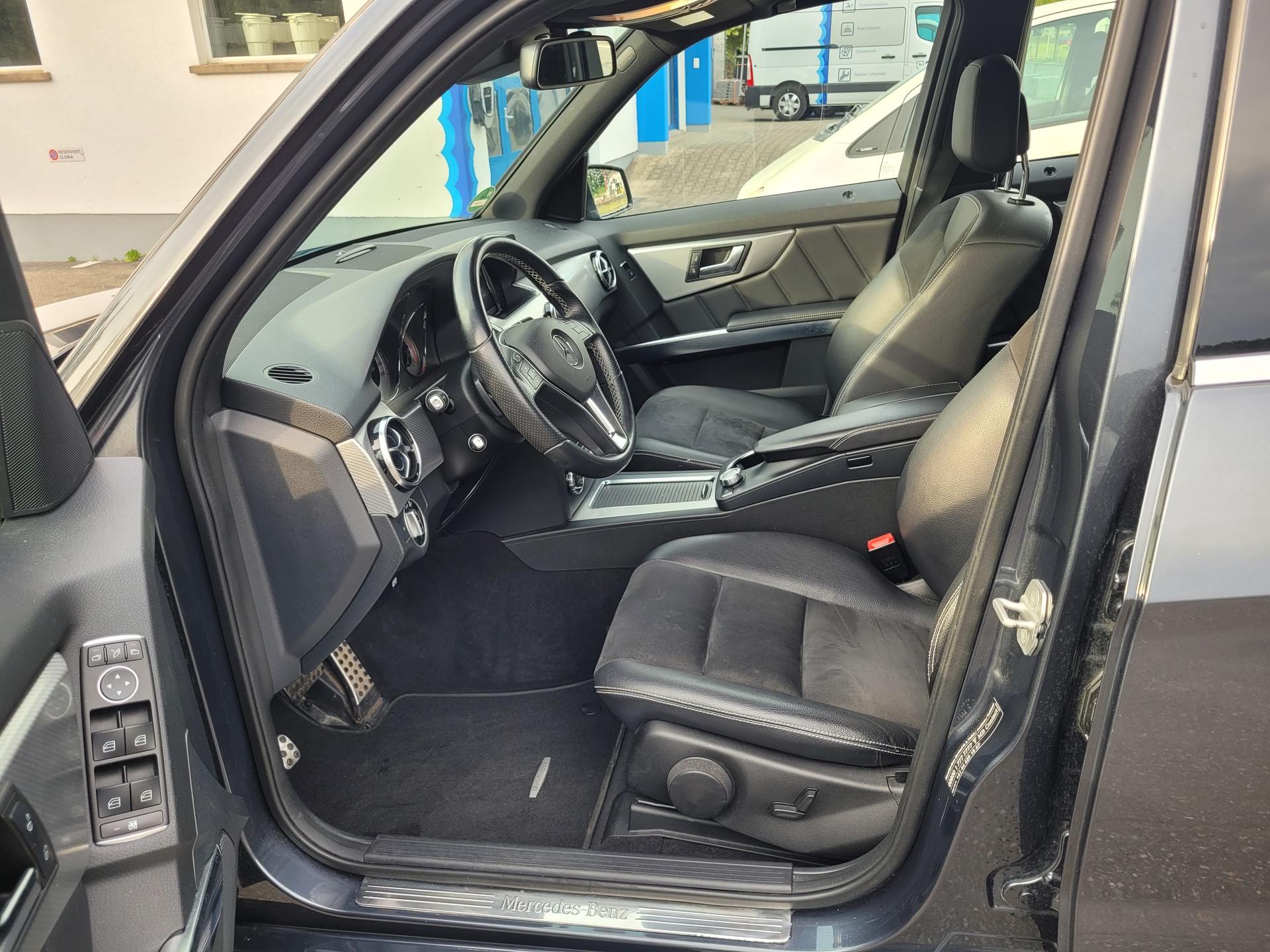 MERCEDES-BENZ GLK 250 BlueTEC 4Matic 7G-Tronic-image-10
