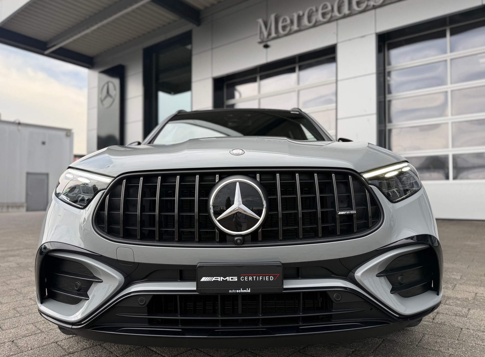 MERCEDES-BENZ GLC 43 AMG Executive Edition 4Matic 9G-Tronic-showroom-element-2