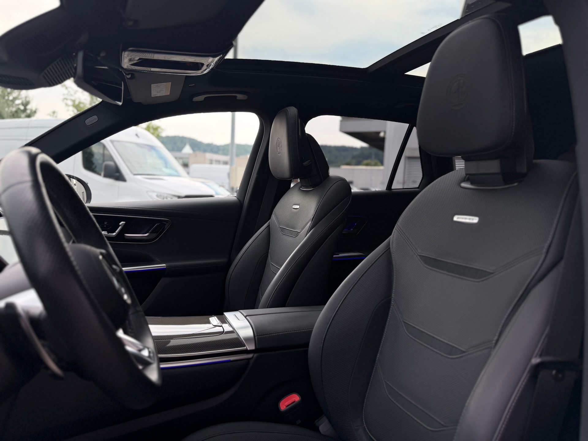 MERCEDES-BENZ GLC 43 AMG Executive Edition 4Matic 9G-Tronic-image-5