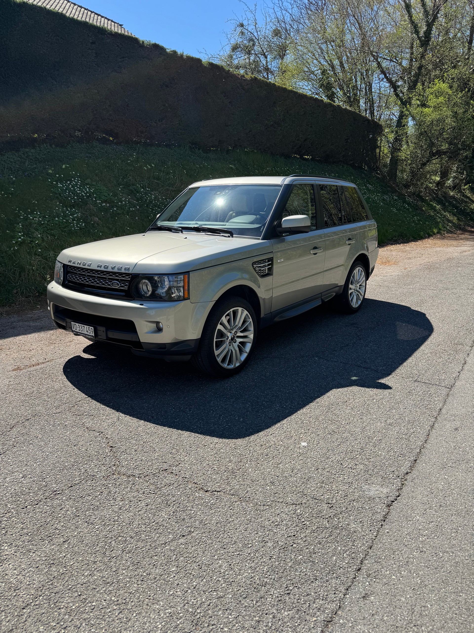 LAND ROVER 3.0 SDV6 HSE-image-0