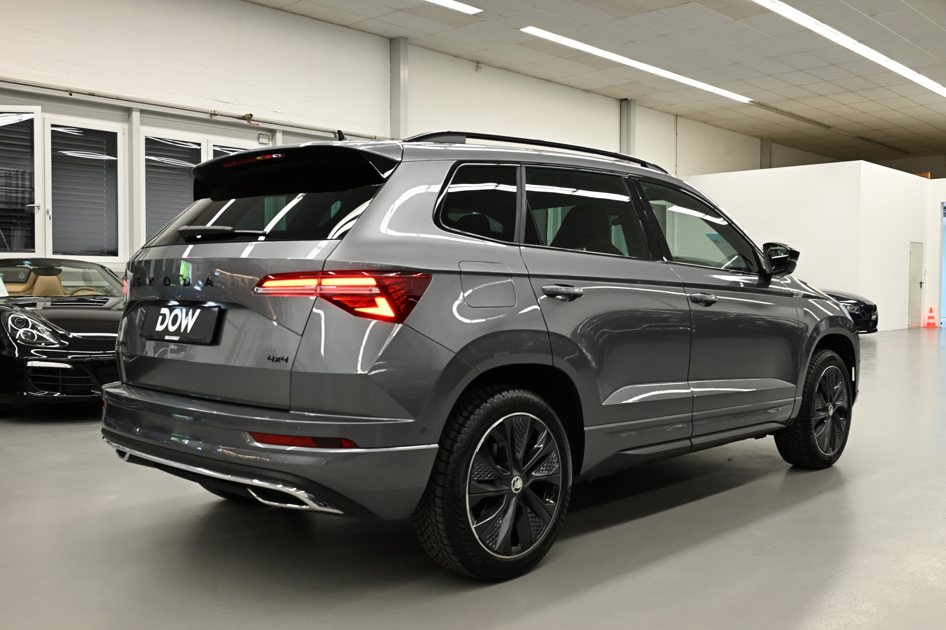 SKODA Karoq 2.0 TSI SportLine 4x4 DSG-image-5