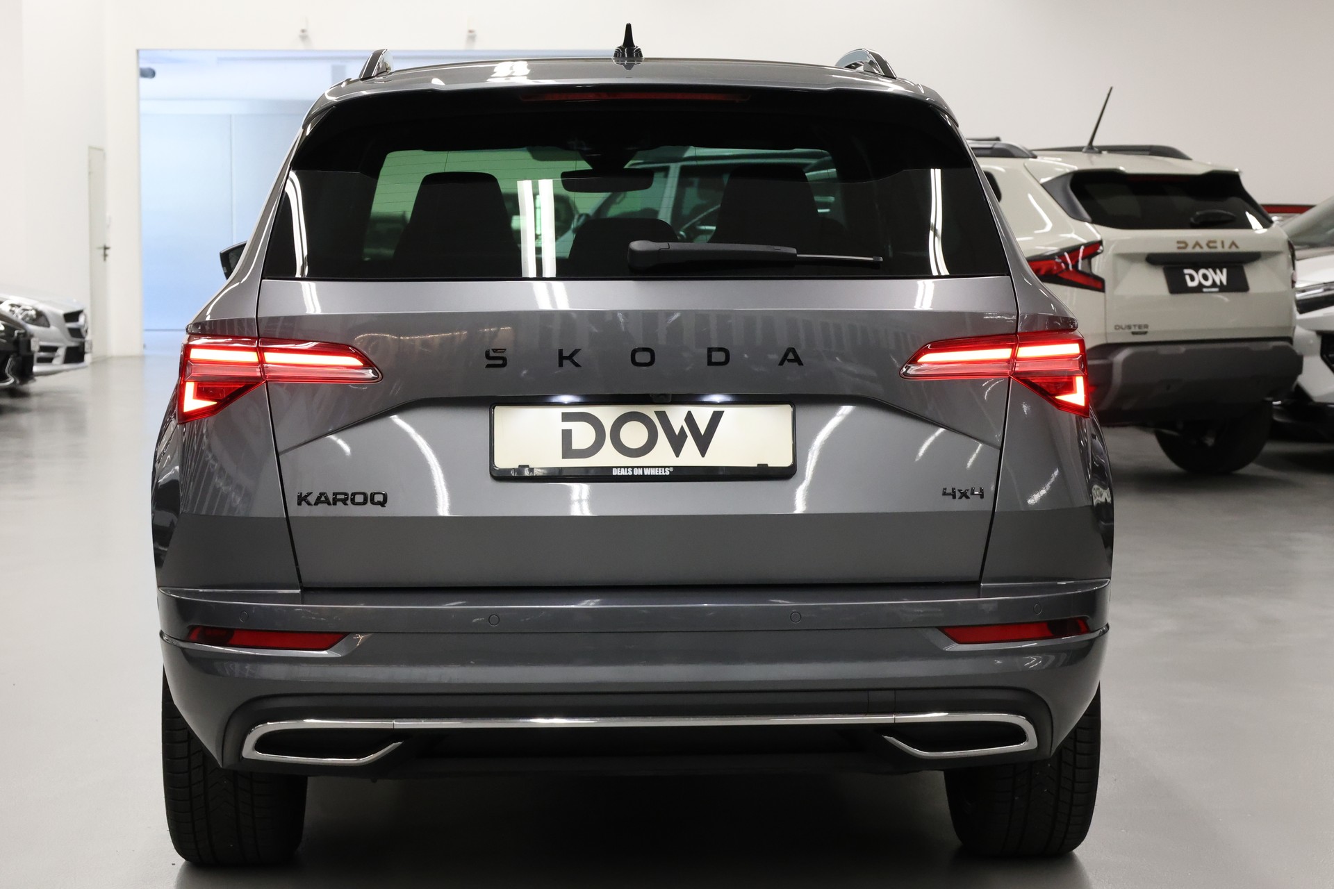 SKODA Karoq 2.0 TSI SportLine 4x4 DSG-image-8