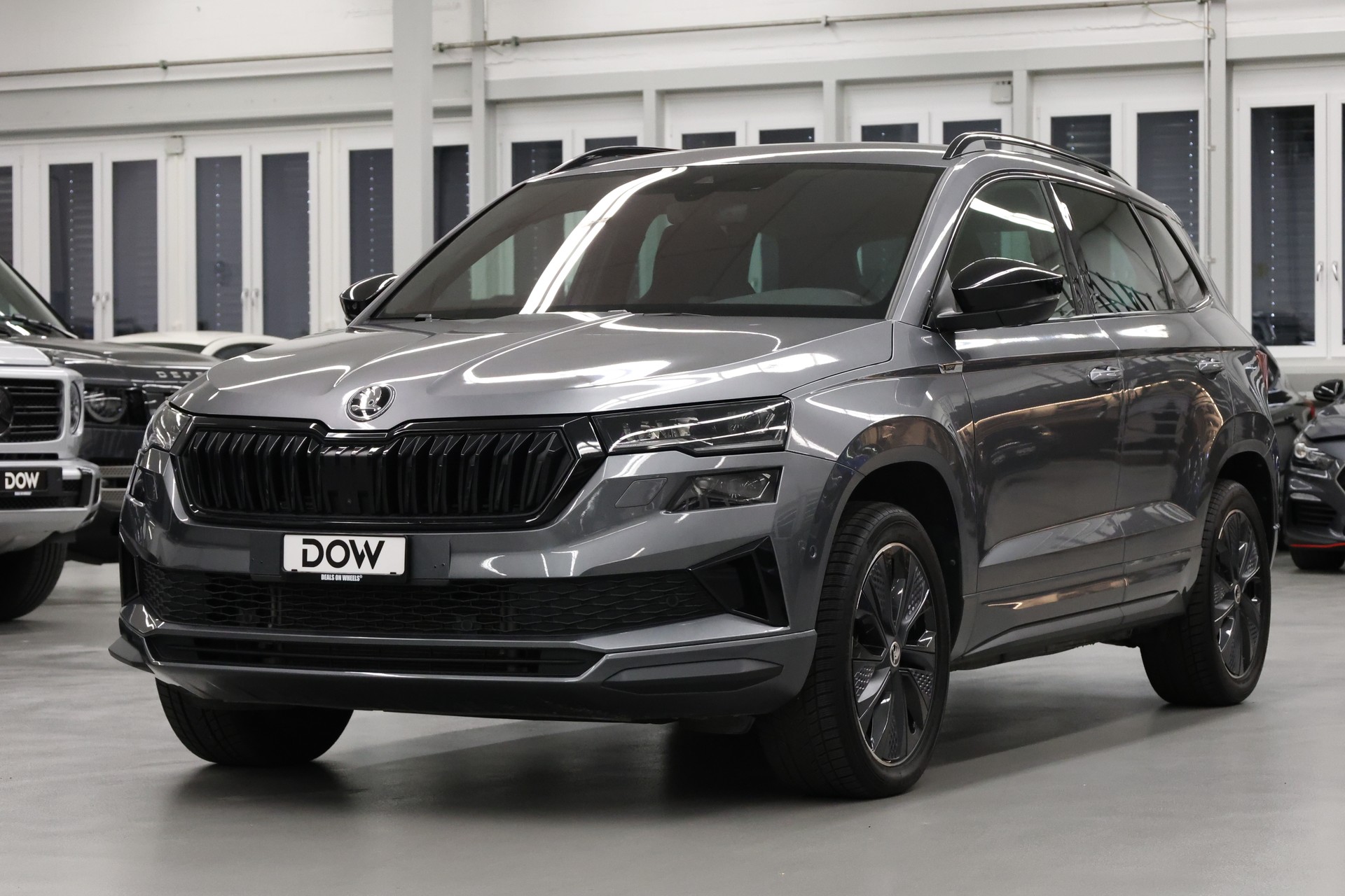 SKODA Karoq 2.0 TSI SportLine 4x4 DSG-image-2