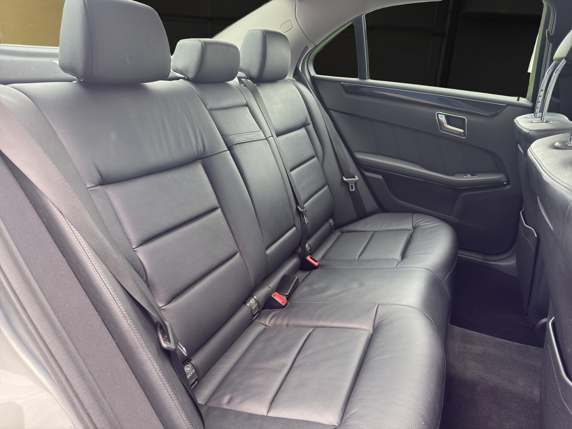 MERCEDES-BENZ E 300 CDI BlueEfficiency Avantgarde 7G-Tronic-image-13