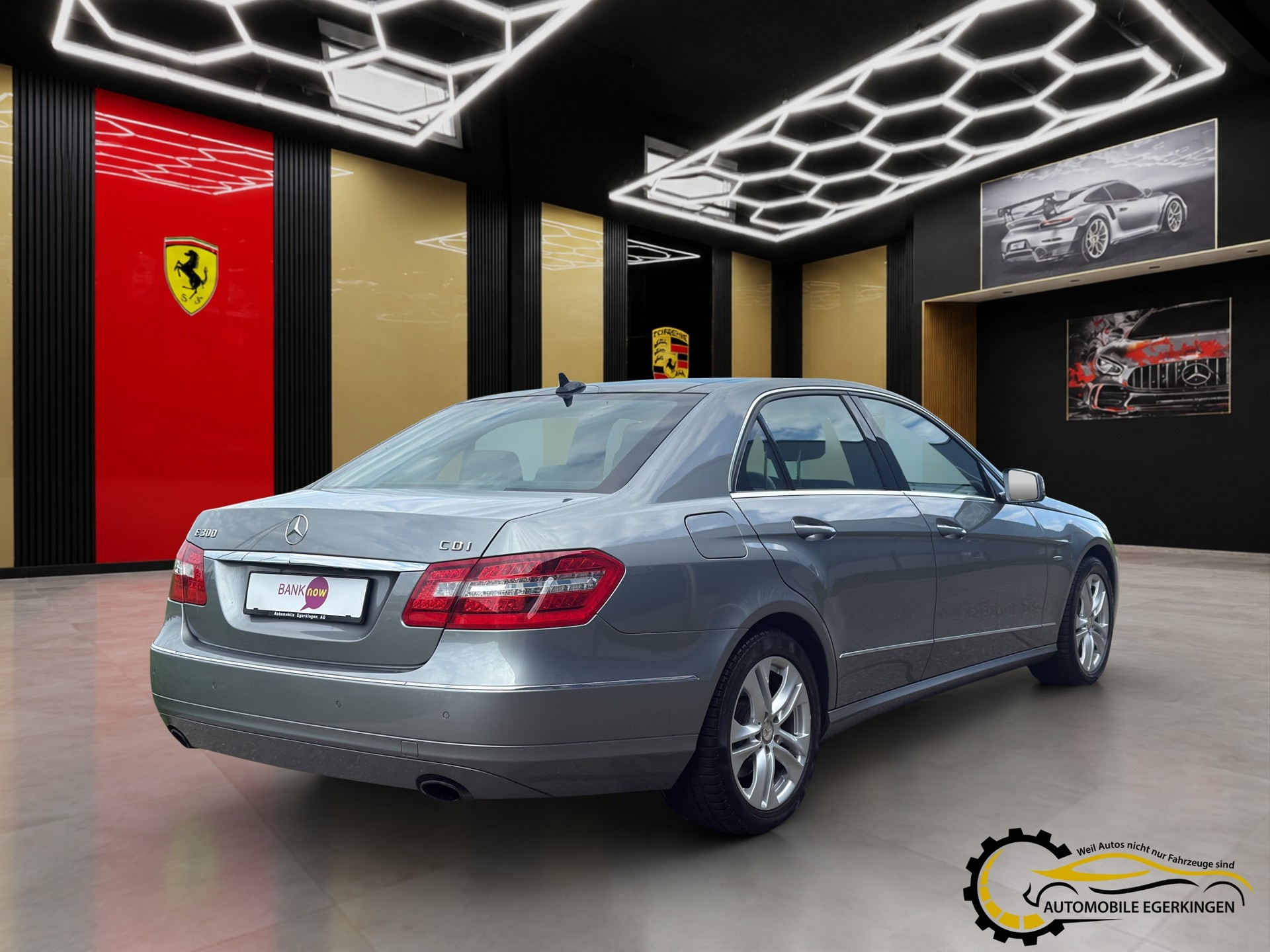 MERCEDES-BENZ E 300 CDI BlueEfficiency Avantgarde 7G-Tronic-image-4