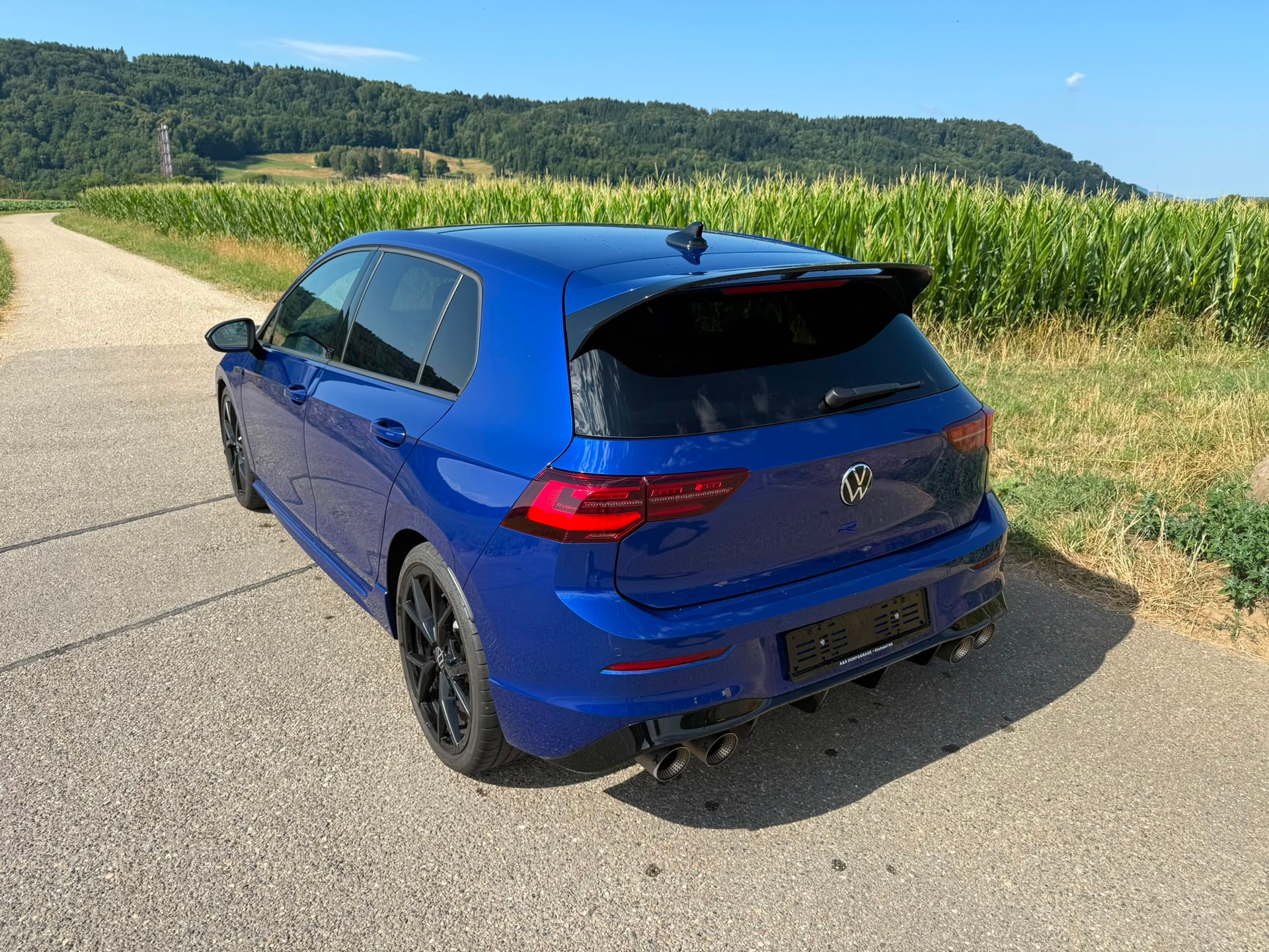 VW Golf 2.0 TSI R DSG 4Motion R 20 Years-image-2