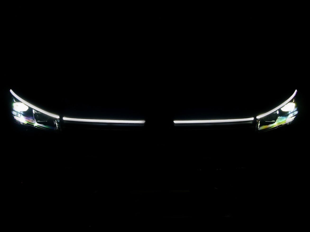 VW Tiguan 2.0 TSI R-Line 4motion-image-8