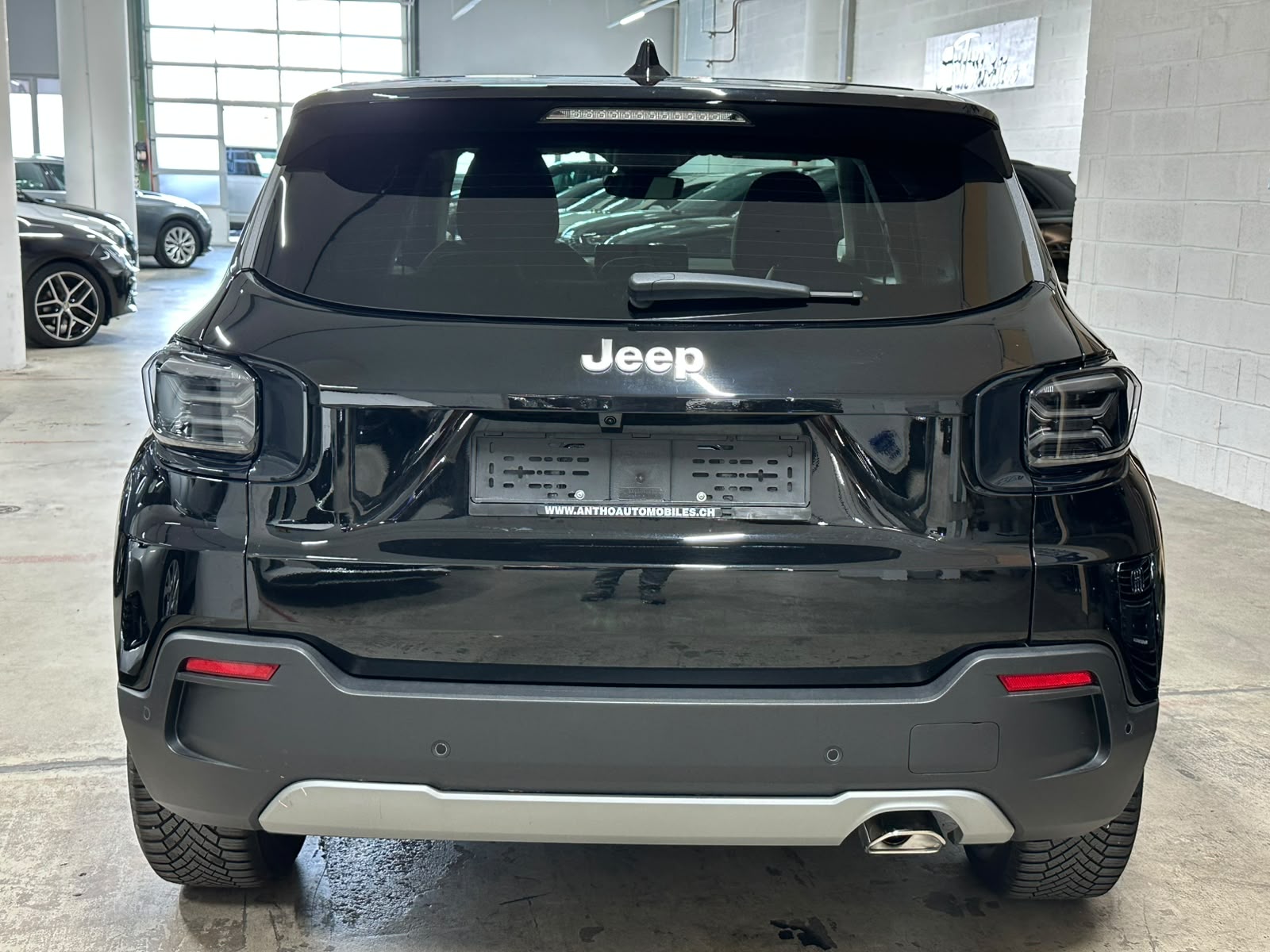 JEEP Avenger 1.2 Turbo MHEV Summit-image-5