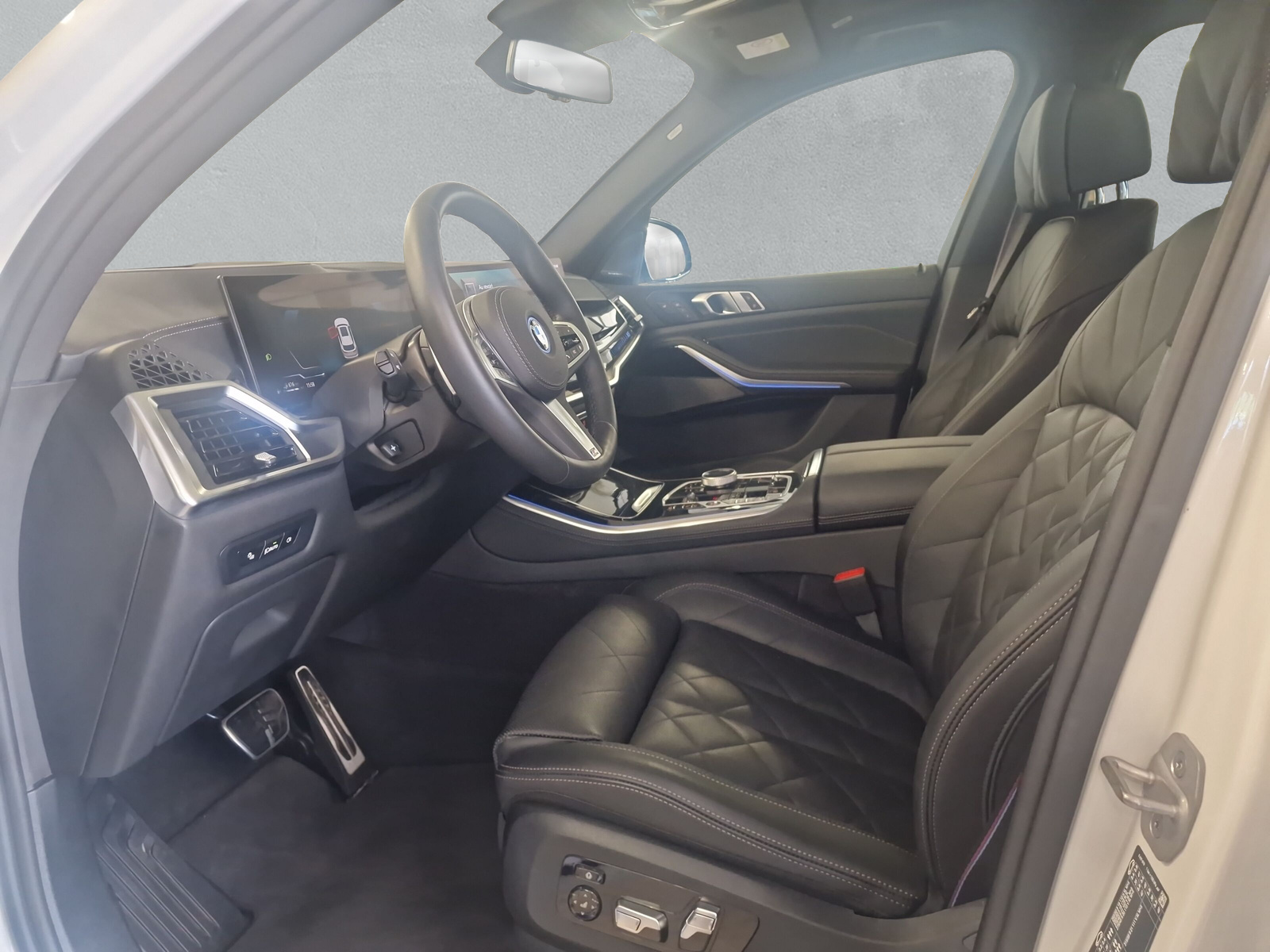 BMW X5 xDrive 50e M Sport Pro Steptronic-image-11