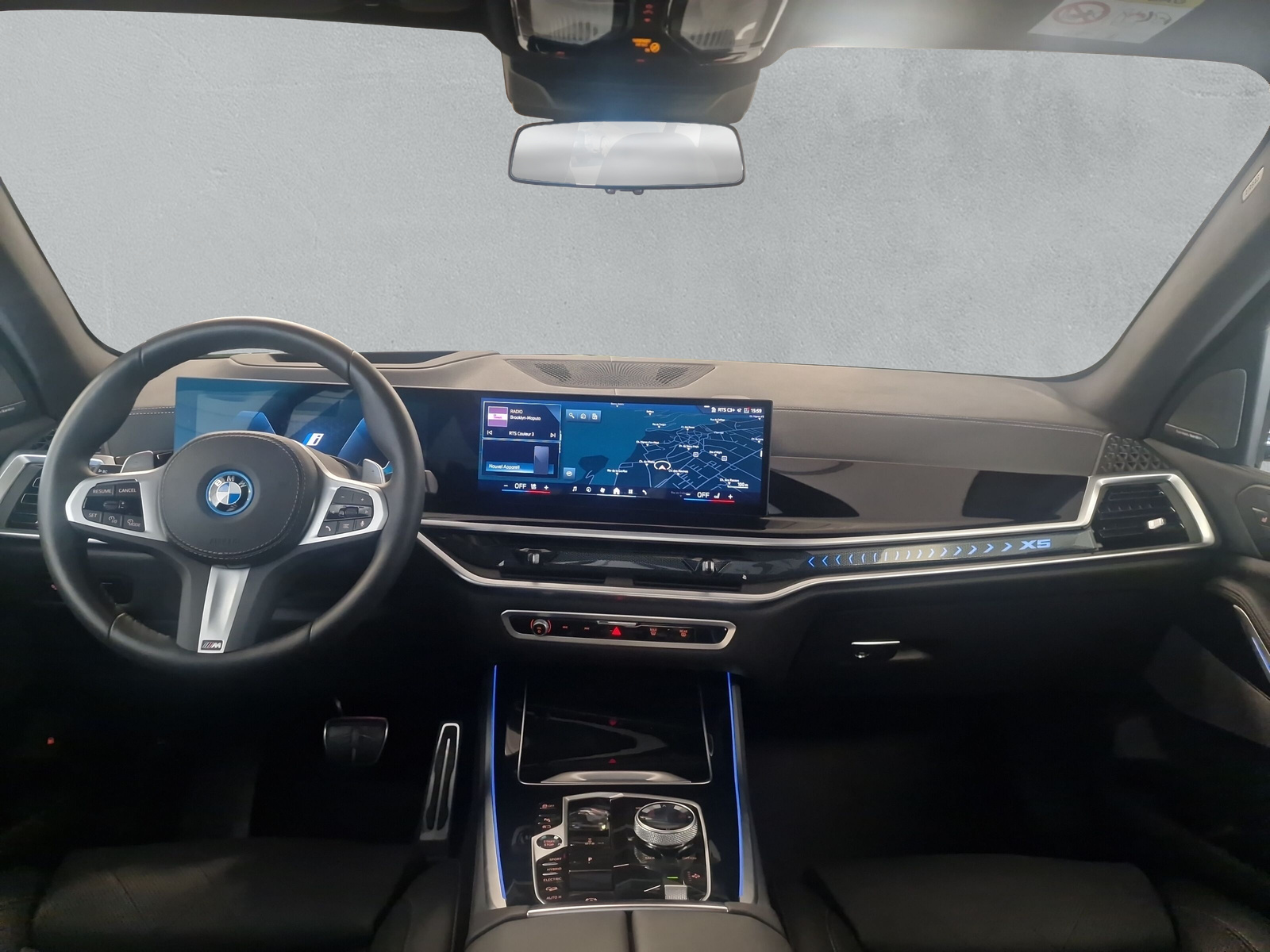 BMW X5 xDrive 50e M Sport Pro Steptronic-image-17