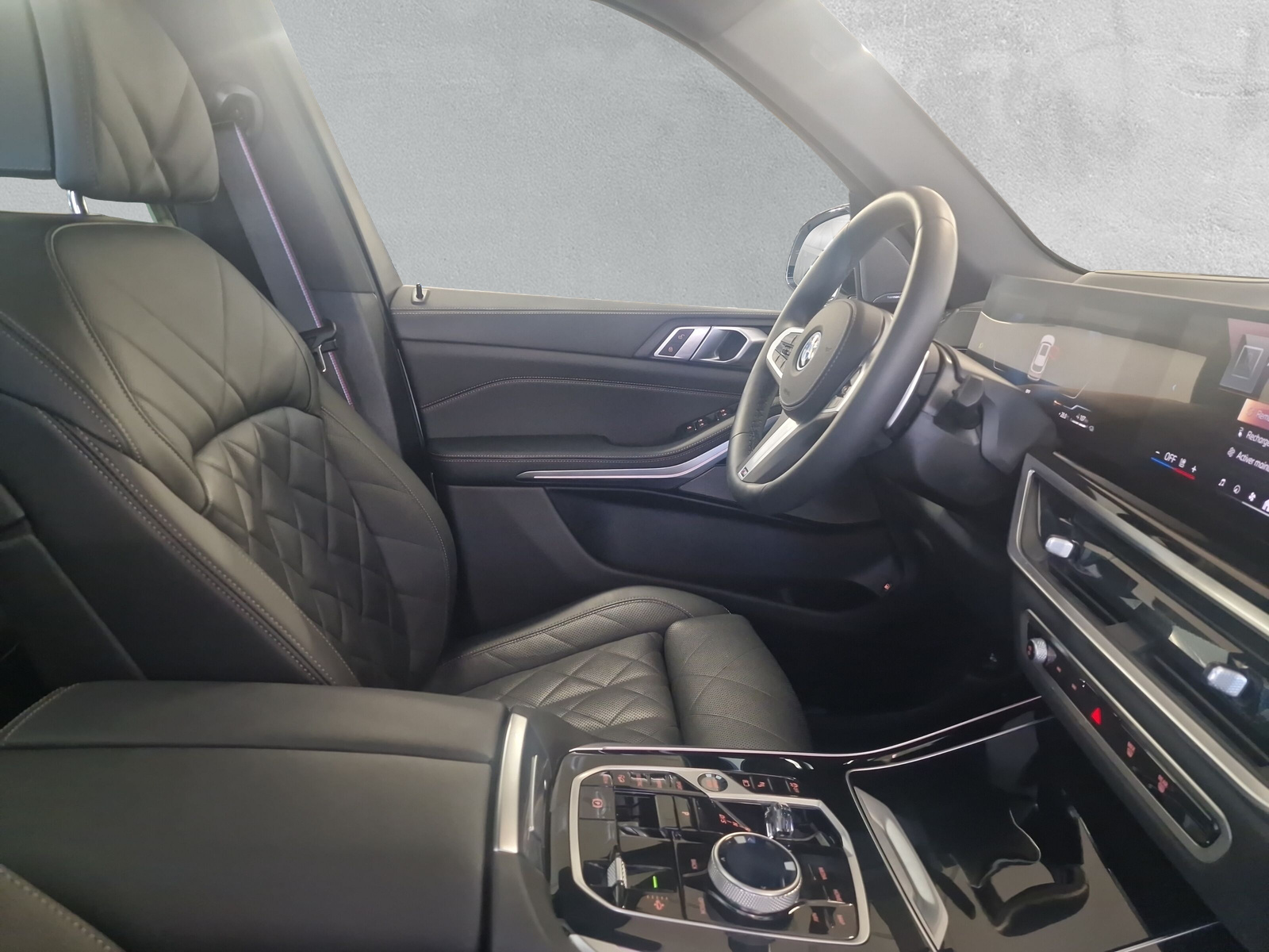 BMW X5 xDrive 50e M Sport Pro Steptronic-image-13